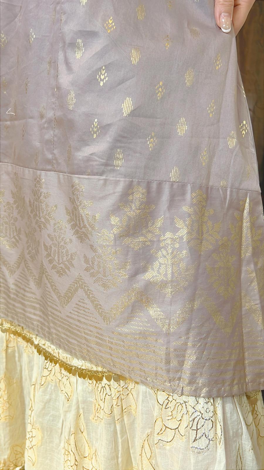 Light taro big V emb. soft Mid-sleeve OP 43" #1007