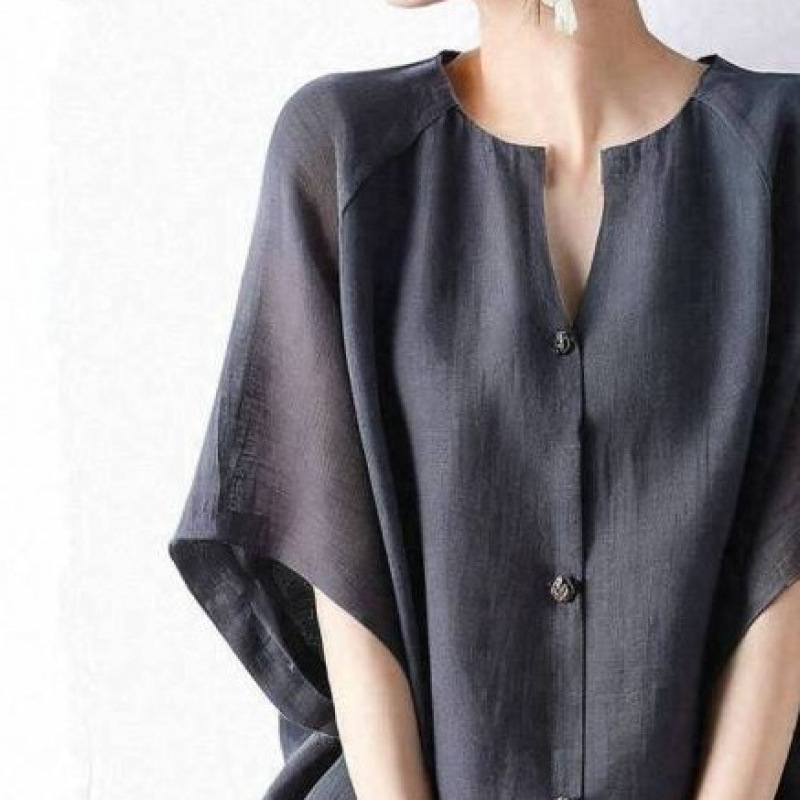 $75件。2件起$65件。✨ 日系氣質・棉麻寬鬆遮肉上衣 ✨