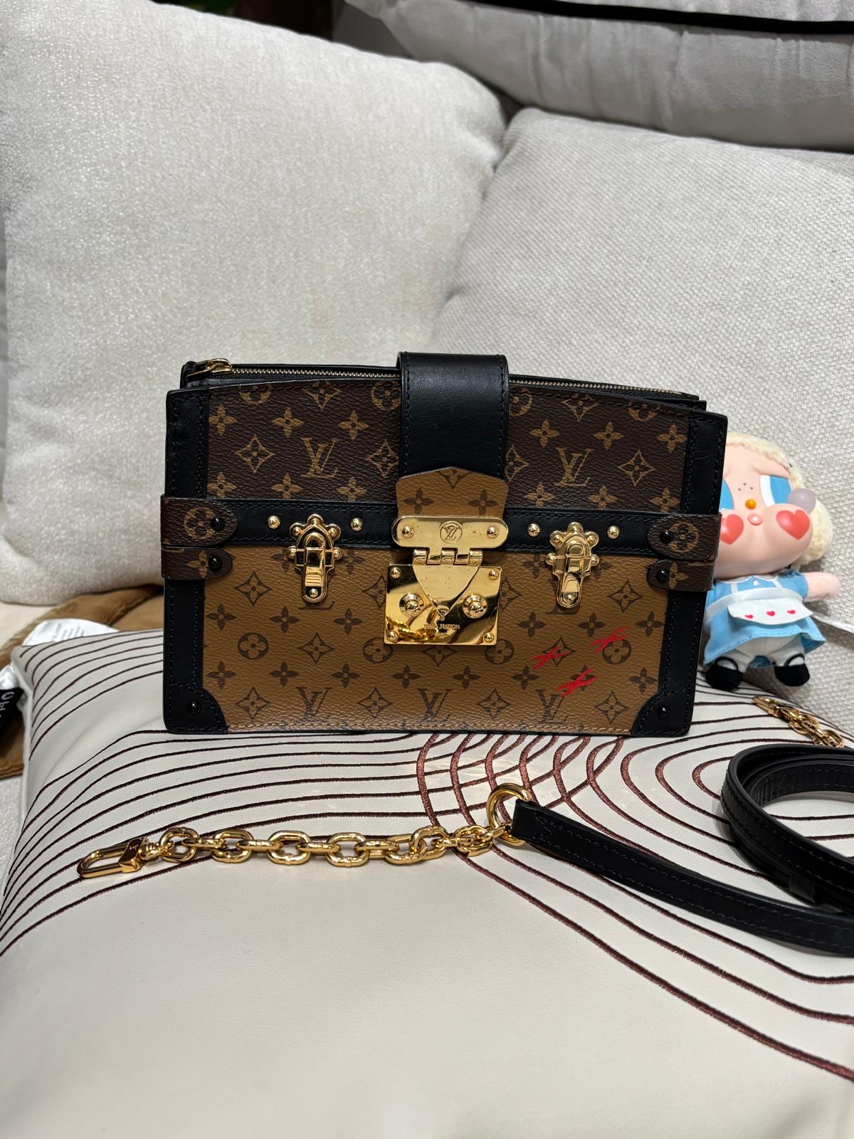 Lv Trunk Clutch Reverse 100%Authentic ,95%new✅dust bag