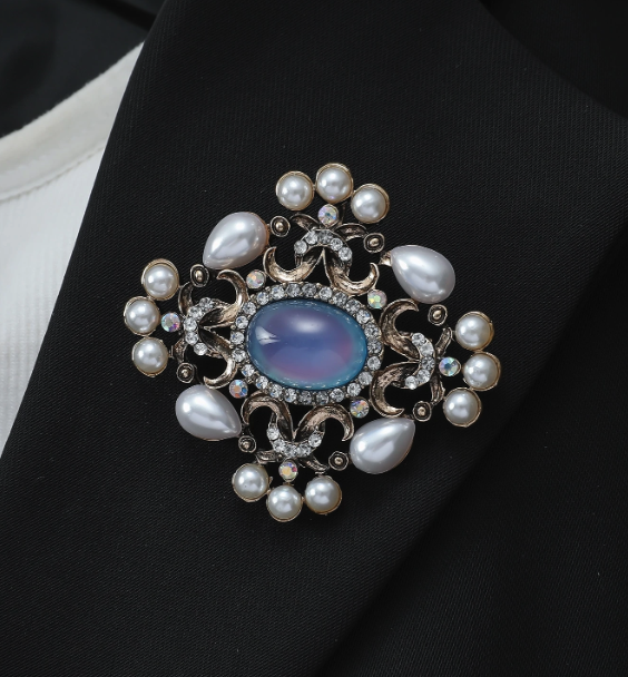 Geometric Brooch with Synthetic Zirconia & Pearl Accents 