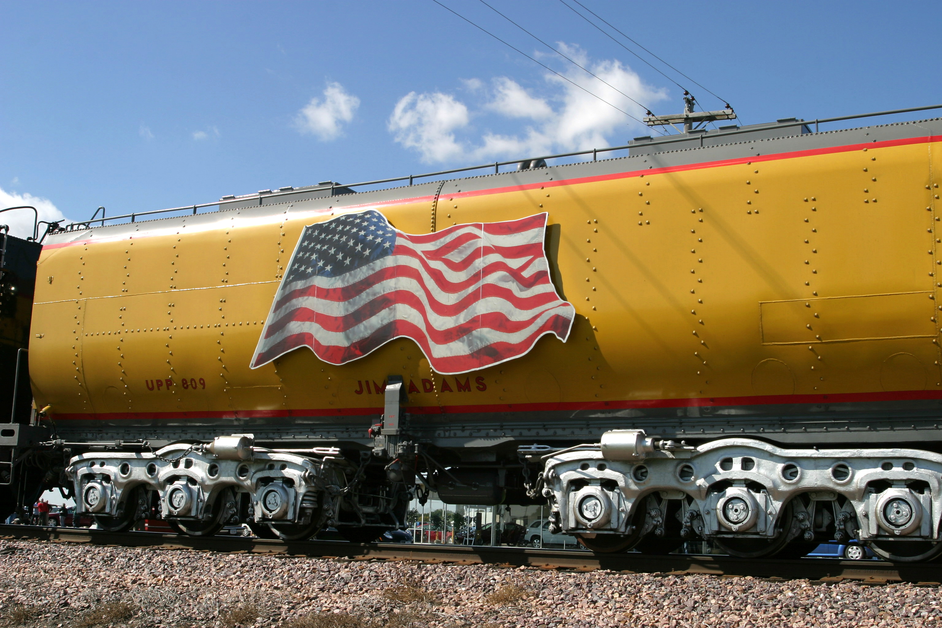 Union Pacific HO Water Tender set w/flag Scaletrains SXT30019