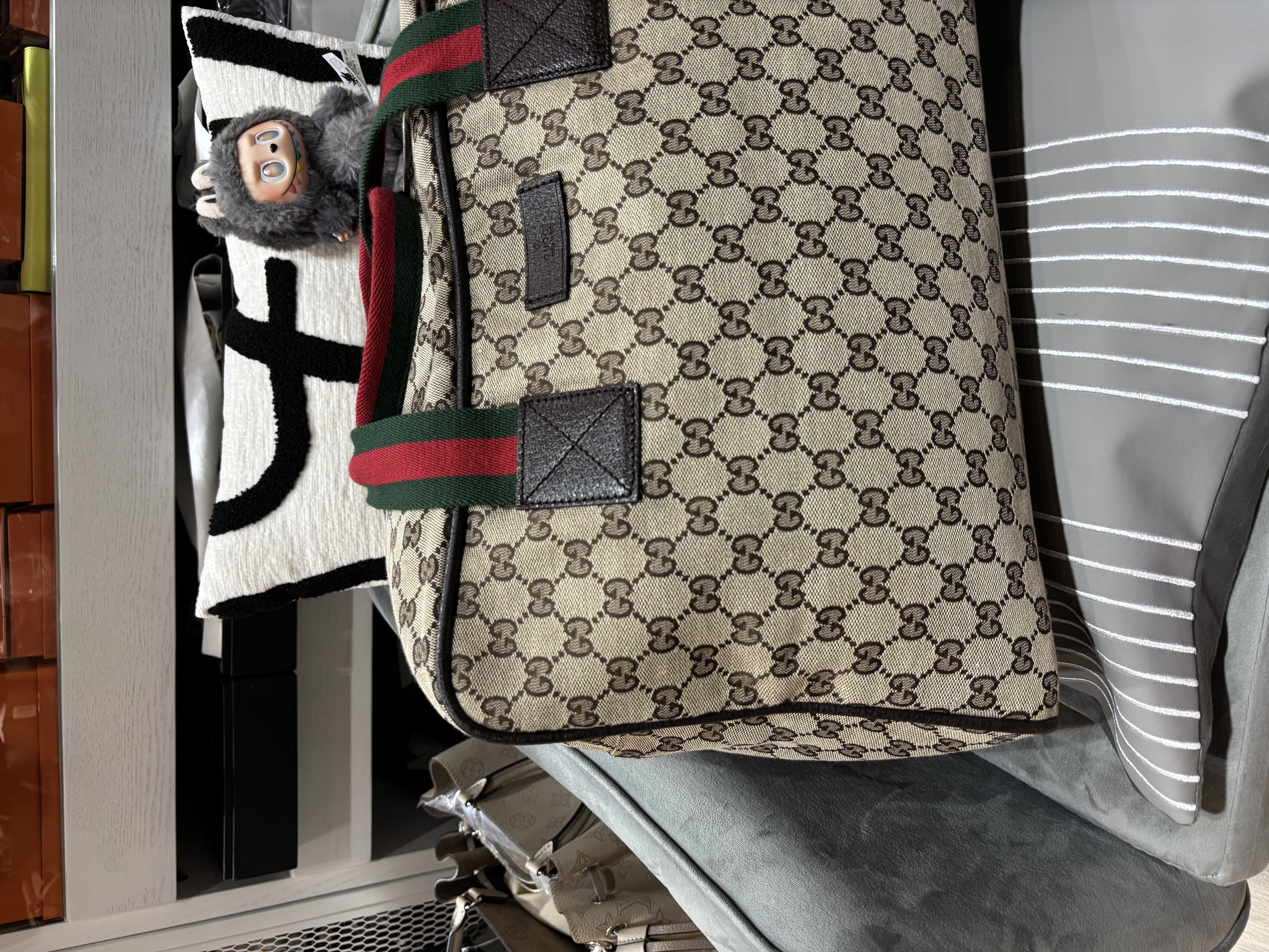 Gucci travel bag boston 100%Authentic, 95%new 