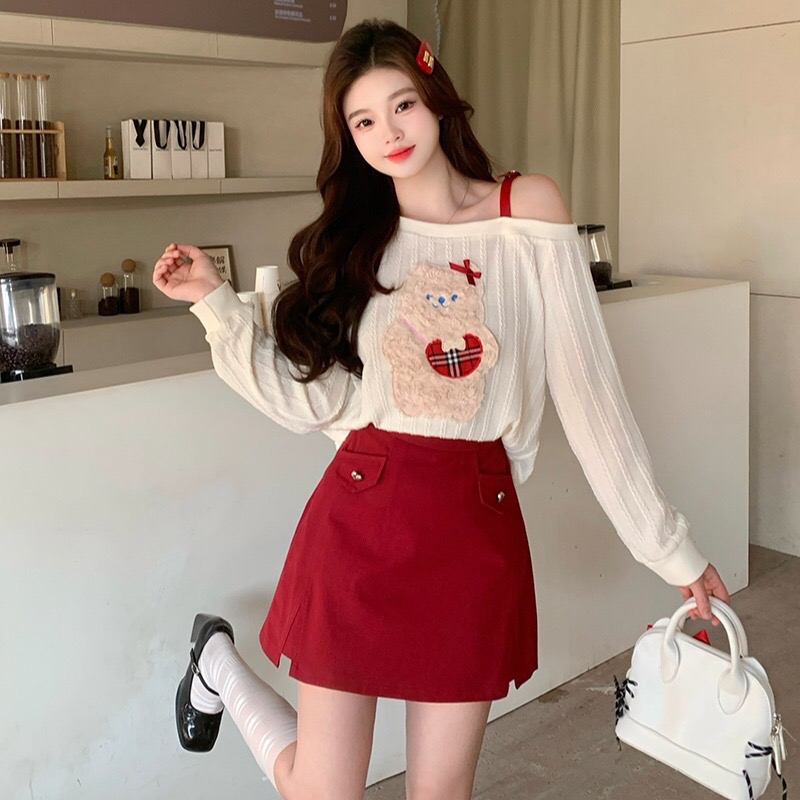 B08(21319) 韩版甜酷风JEANS翻盖爱心口袋下摆双开角黑红短裙 