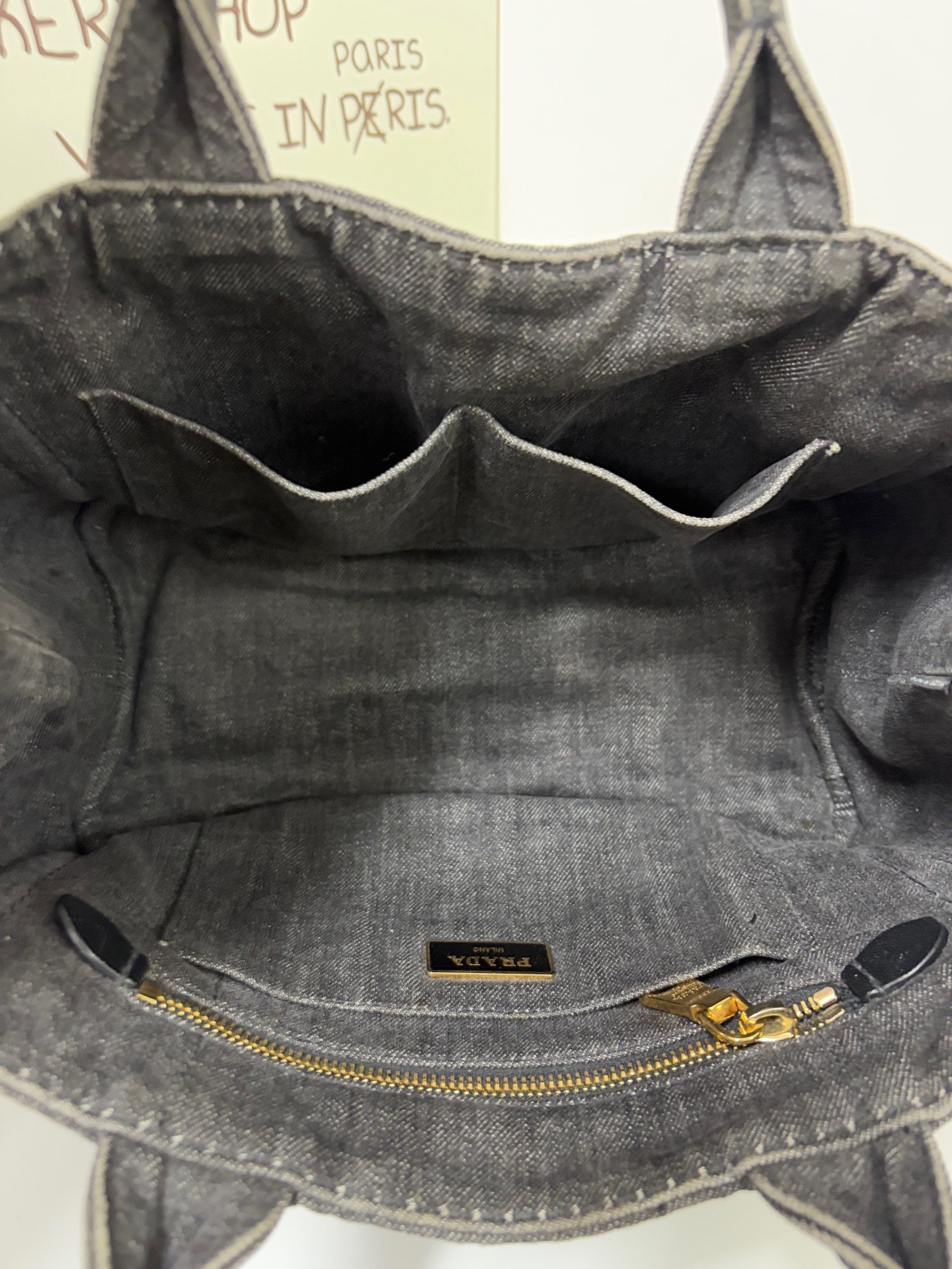 【預訂貨品】Prada黑色牛仔沙灘包