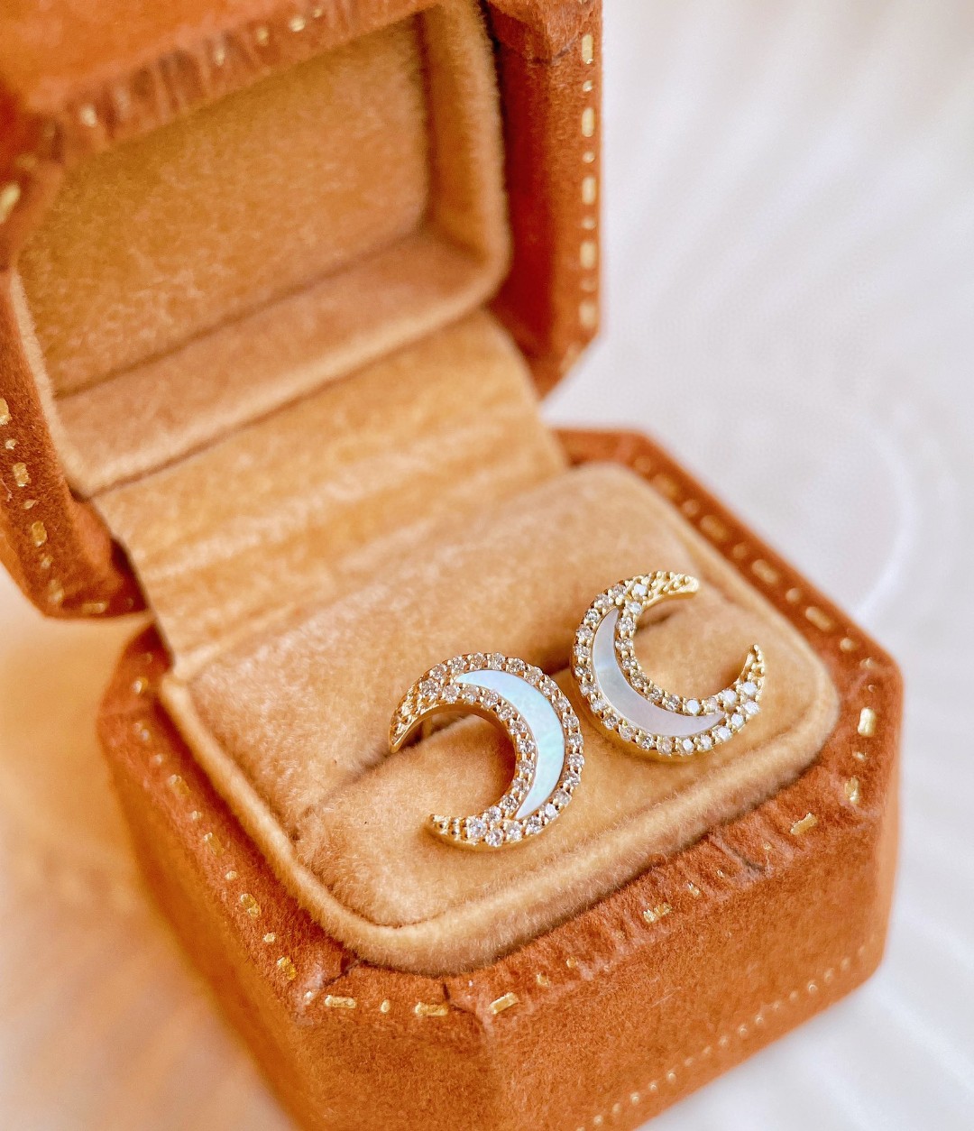 18K Mother of Pearl Diamond Earrings 