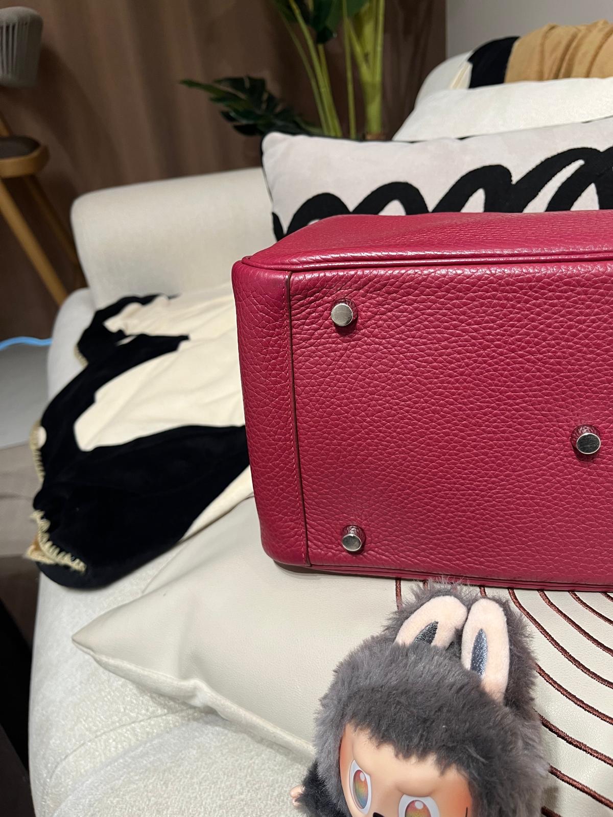 Hermes Lindy 30,Rubis , STAMP T 100%Authentic,95%new ✅香港專門店收據✅dust bag✅box 