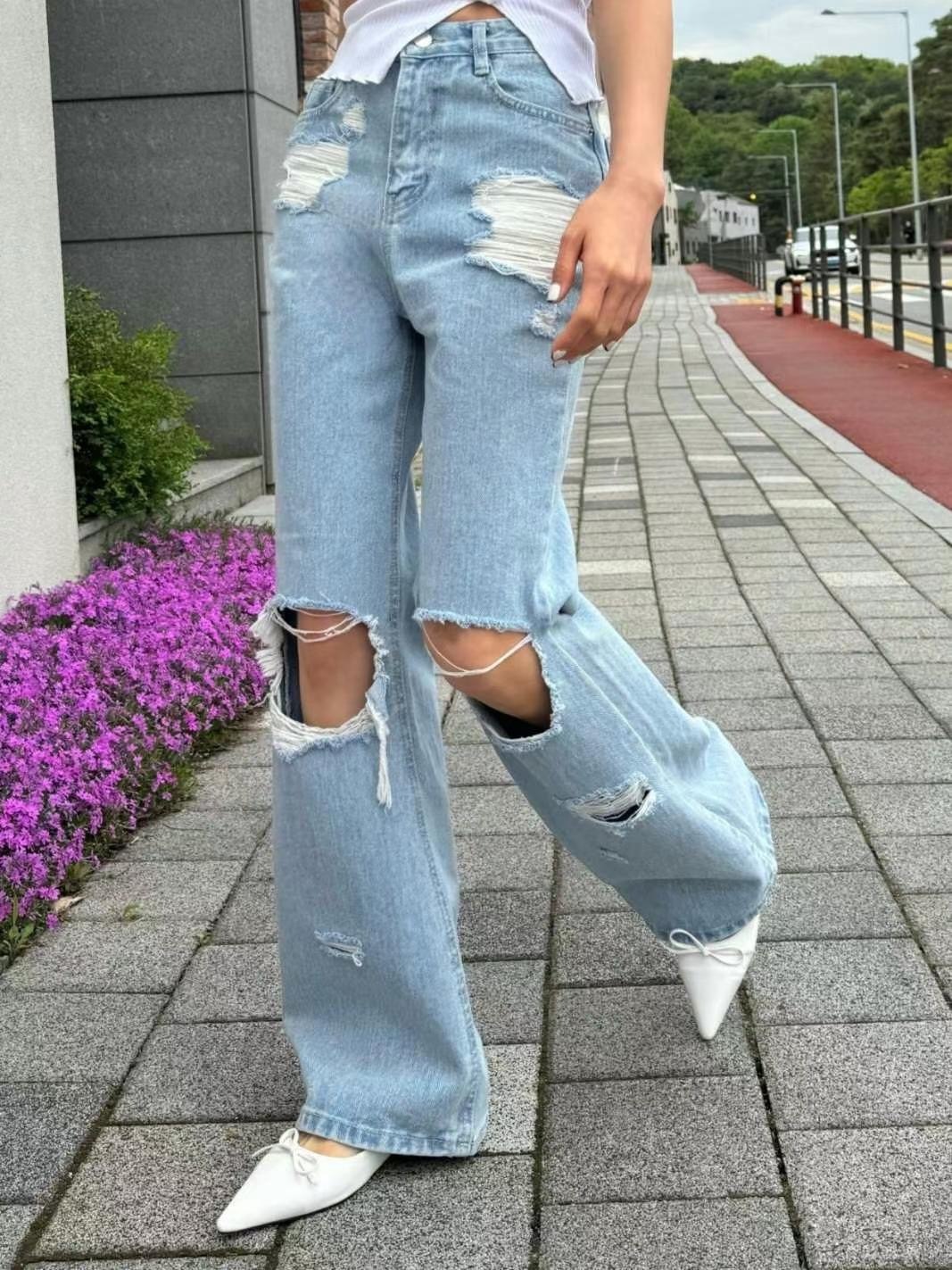 ♥︎初夏微喇叭Ripped Jeans
