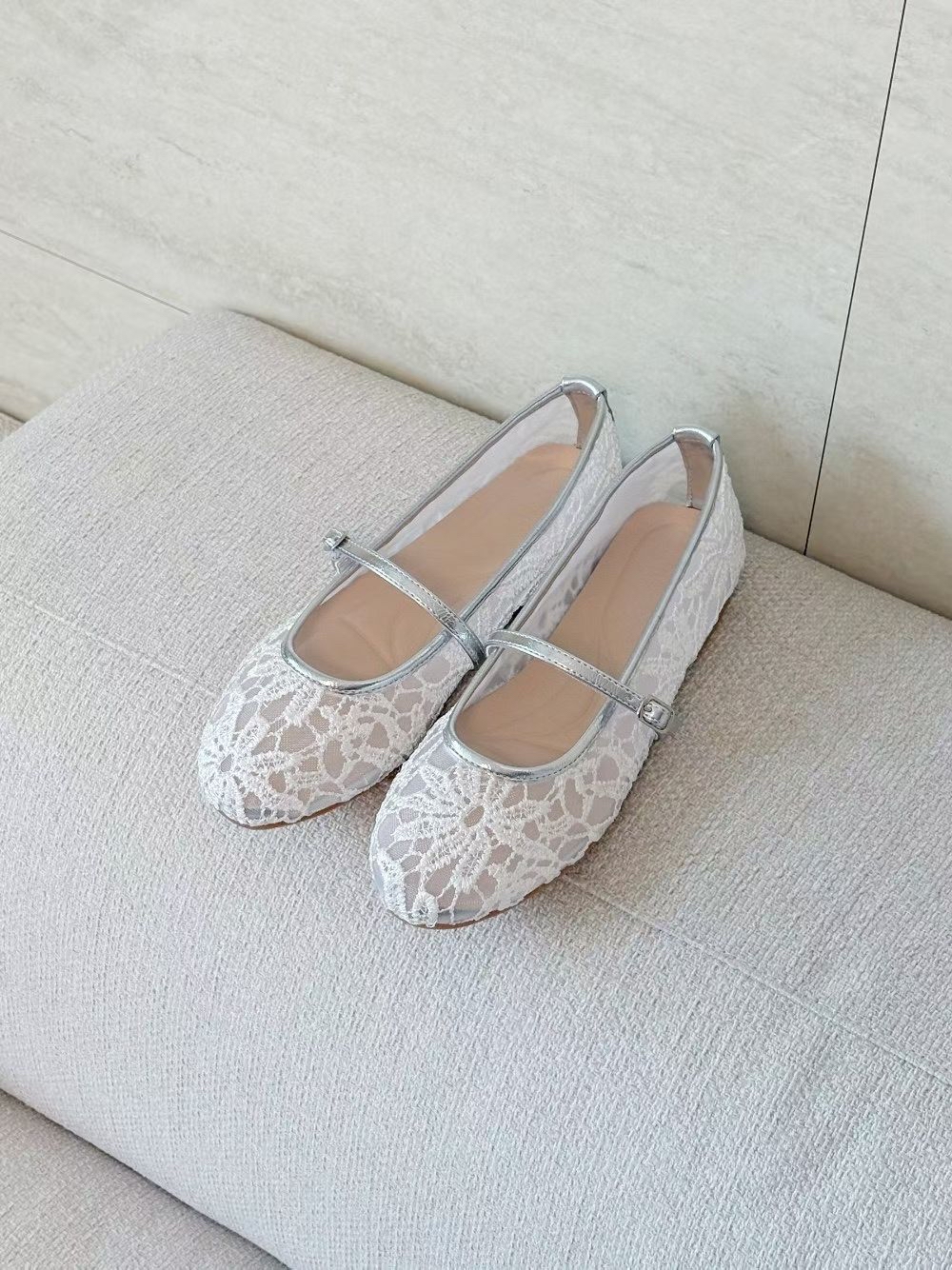 lace maryjane
