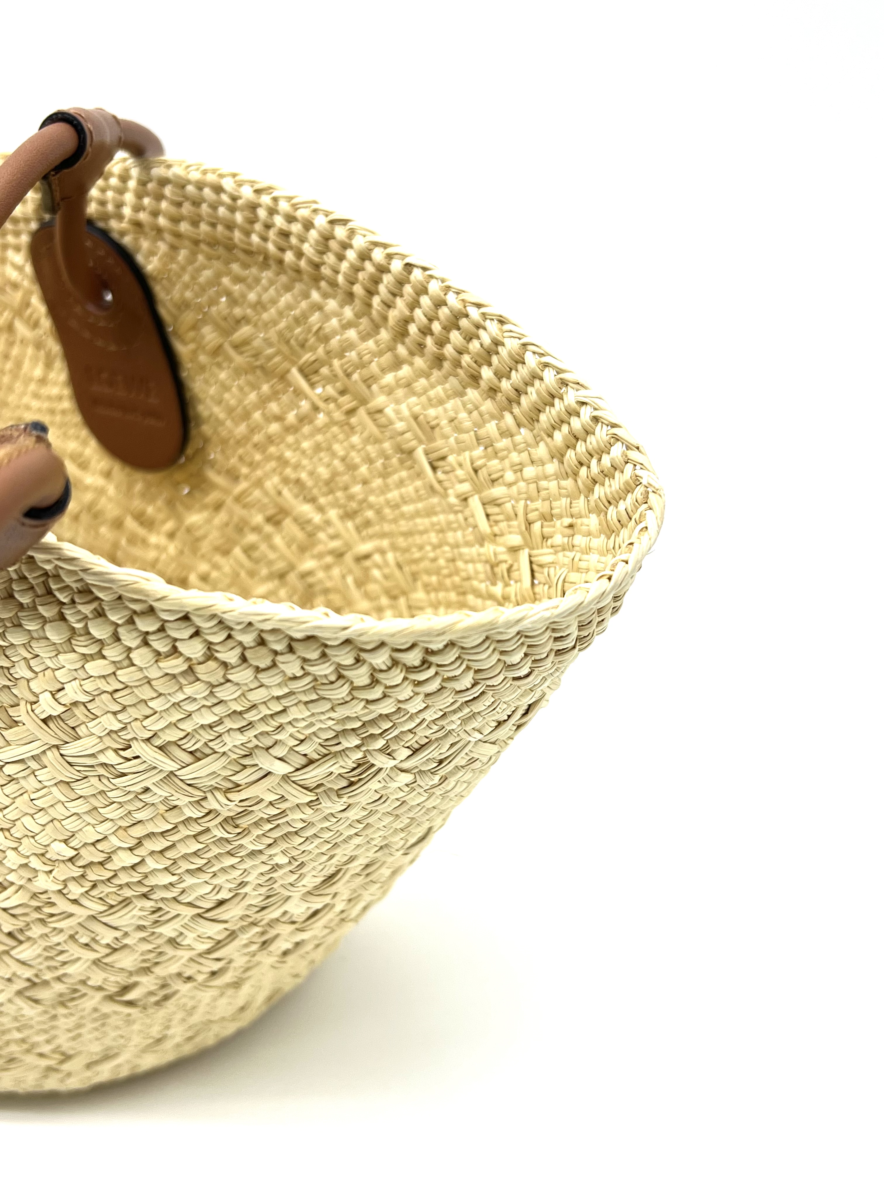 Pre-Owned LOEWE Anagram Basket Bag / Product Code: 26042213