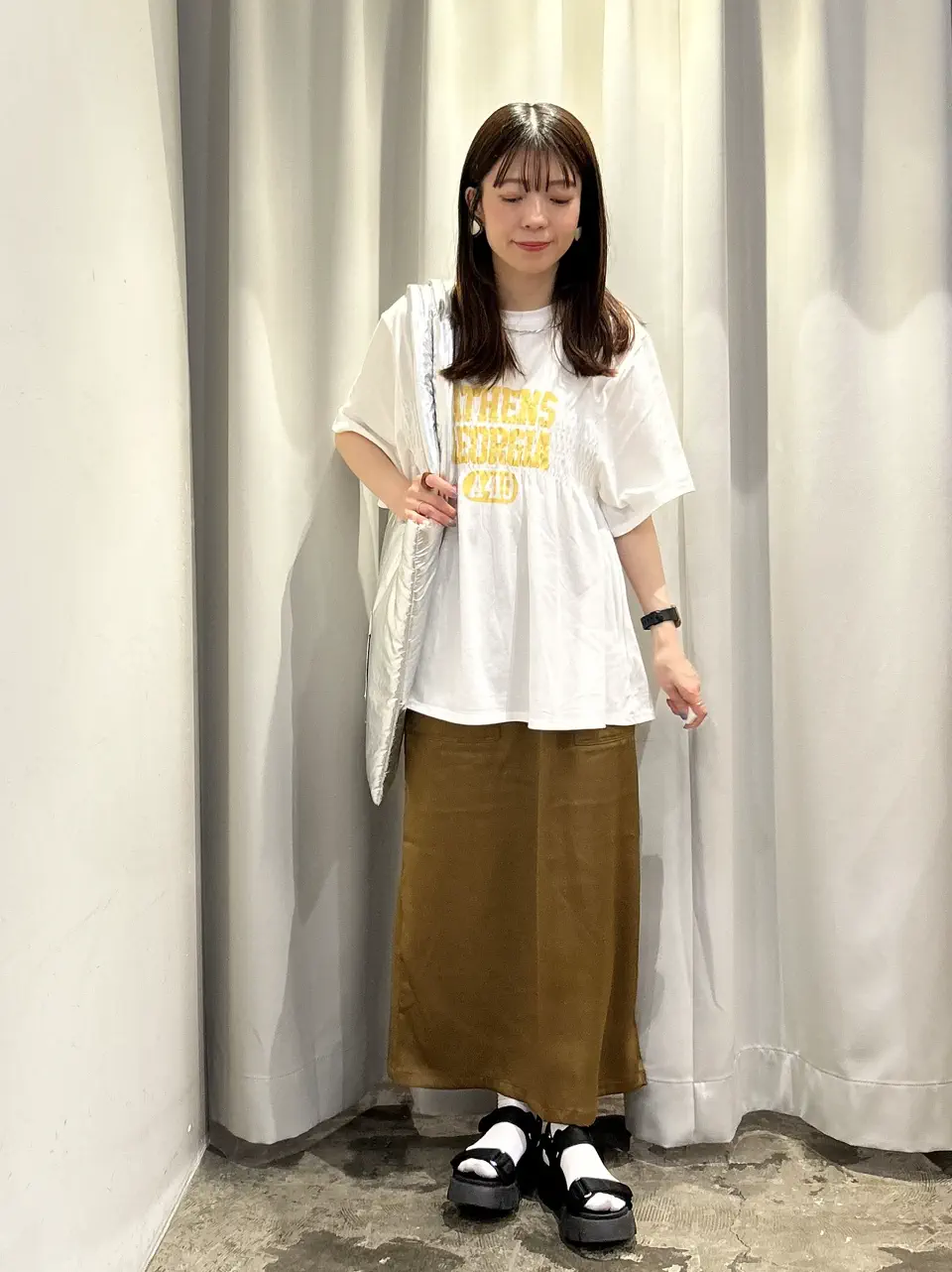 【✨️日本🇯🇵 pre-order 褶皺 logo tee✨️】 【共4色 | Free Size | 淺灰 / 米白 / 淺黃 / 海軍藍】