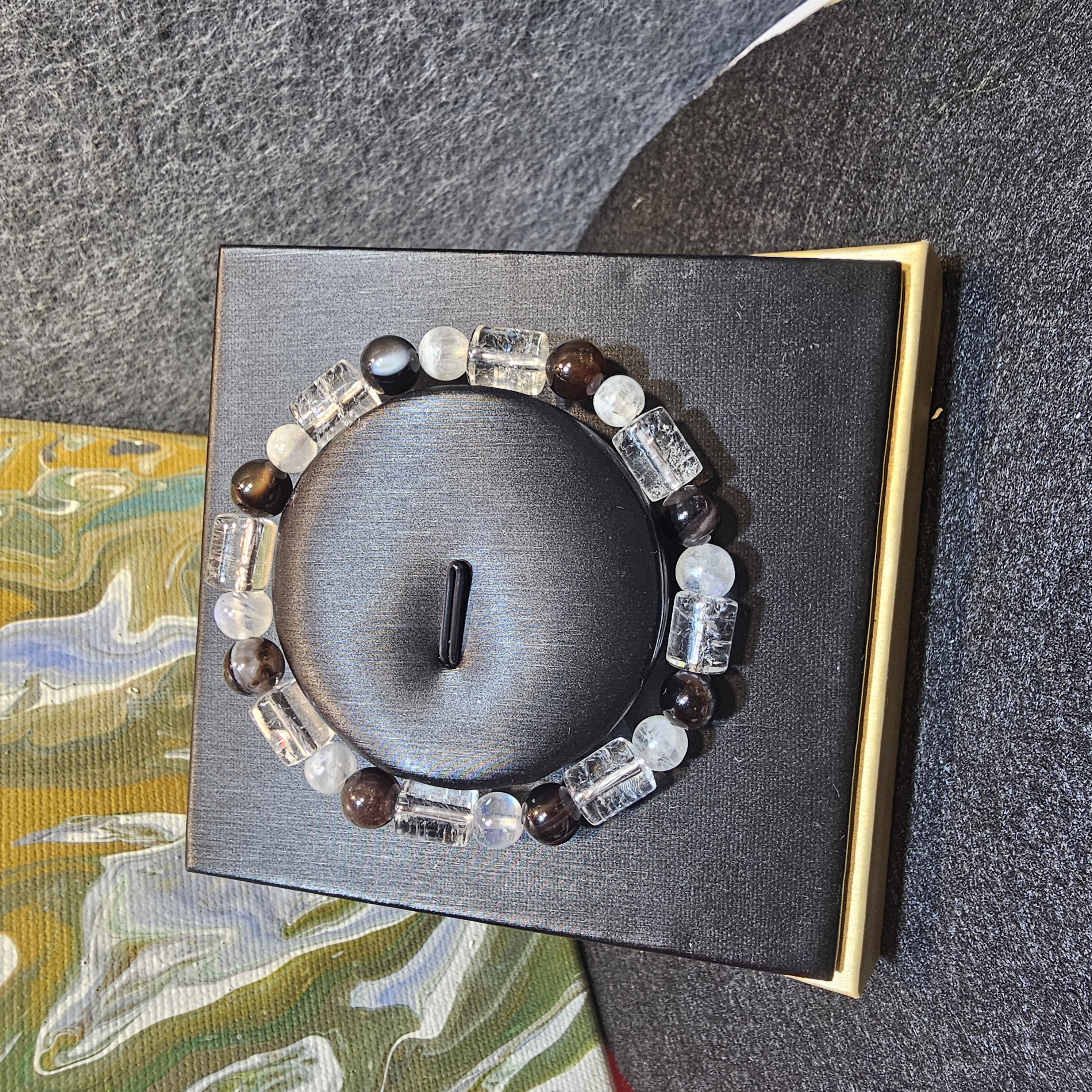 黑瑪瑙爆花白水晶月亮石手鏈