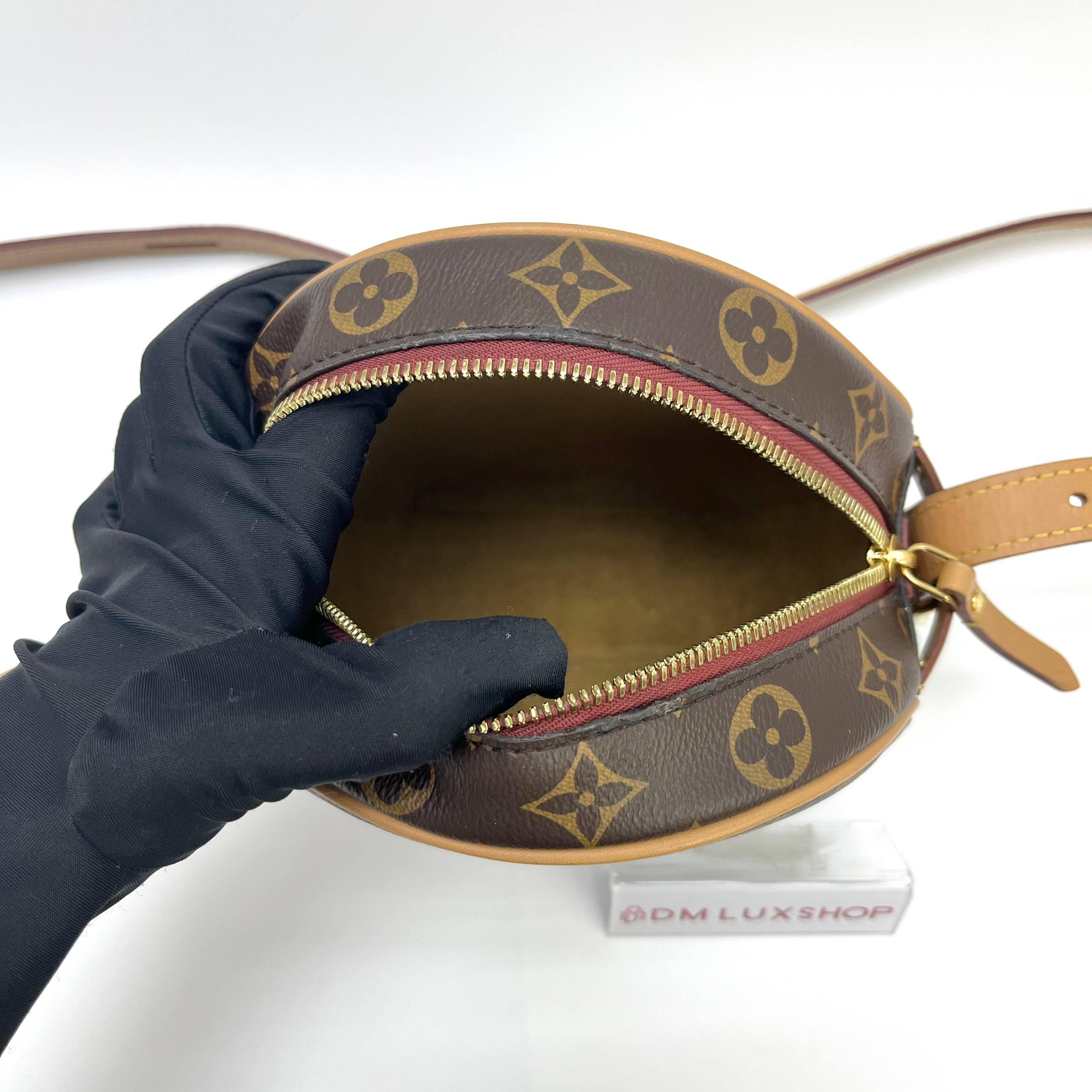 LV Monogram Boite Chapeau PM GHW