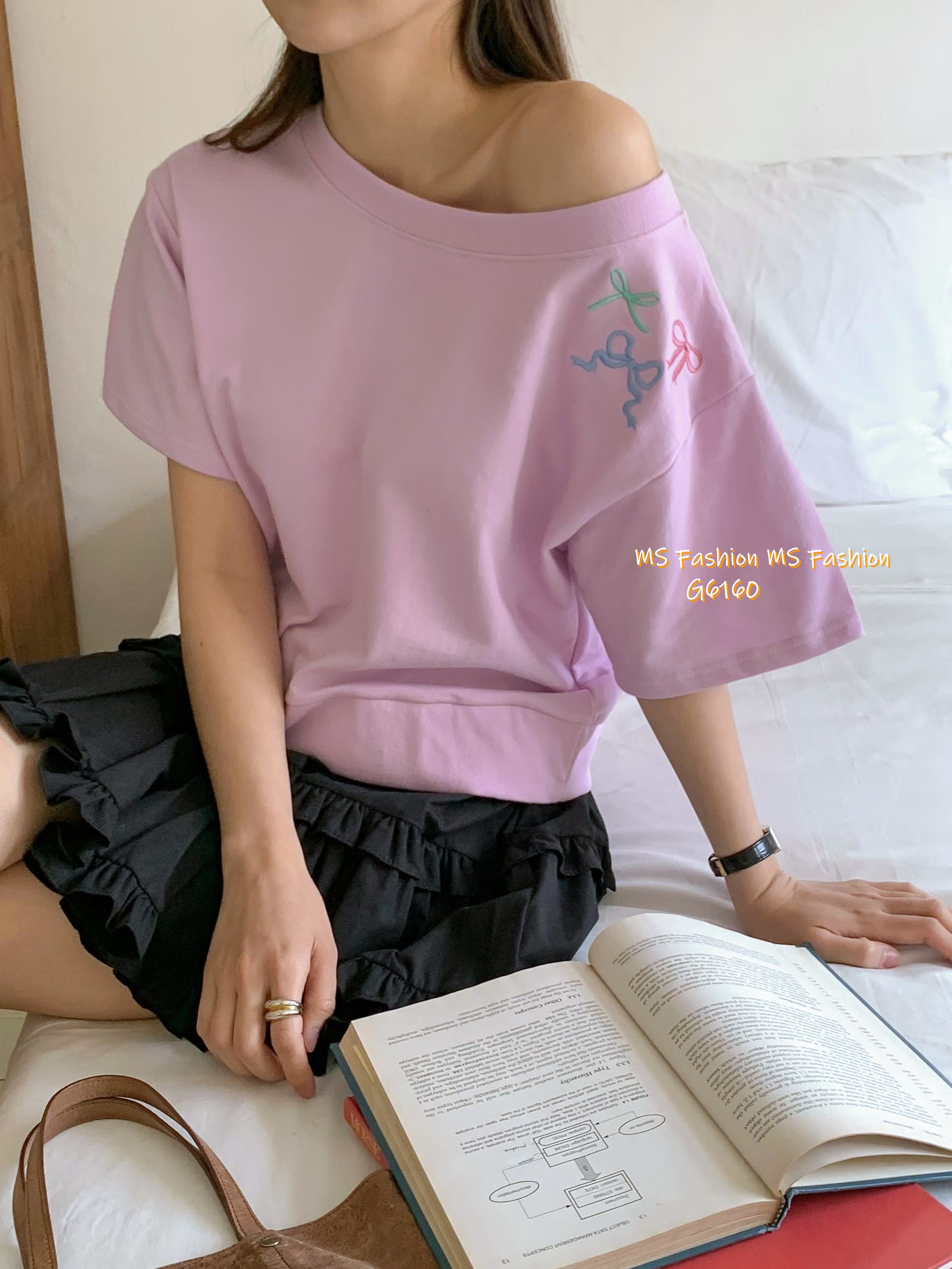 G6160 韓國🇰🇷彩色刺繡蝴蝶top