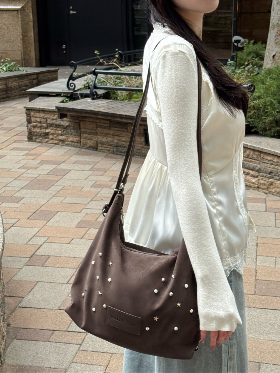 【✨️日本🇯🇵 MELLOWNEON 3 way studded bag 復古絨面窩釘袋✨️】【共2色：奶茶杏色/焦糖棕色】
