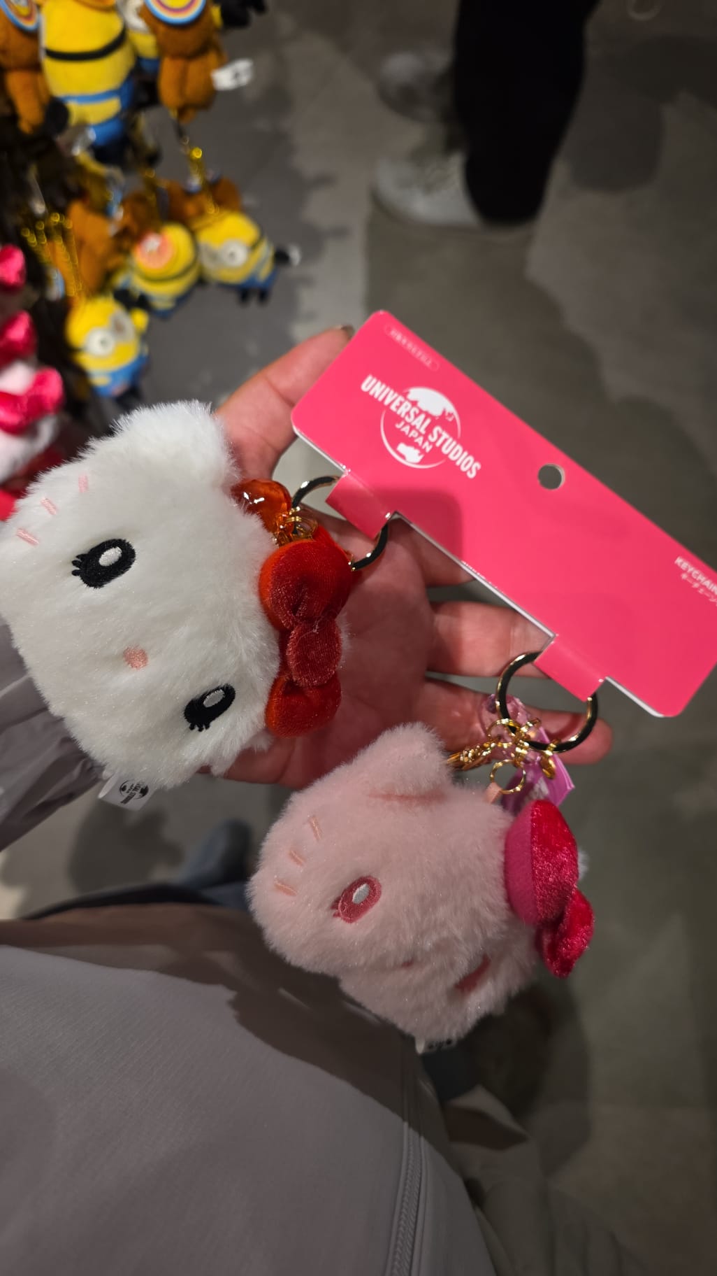 hello kitty keychain set