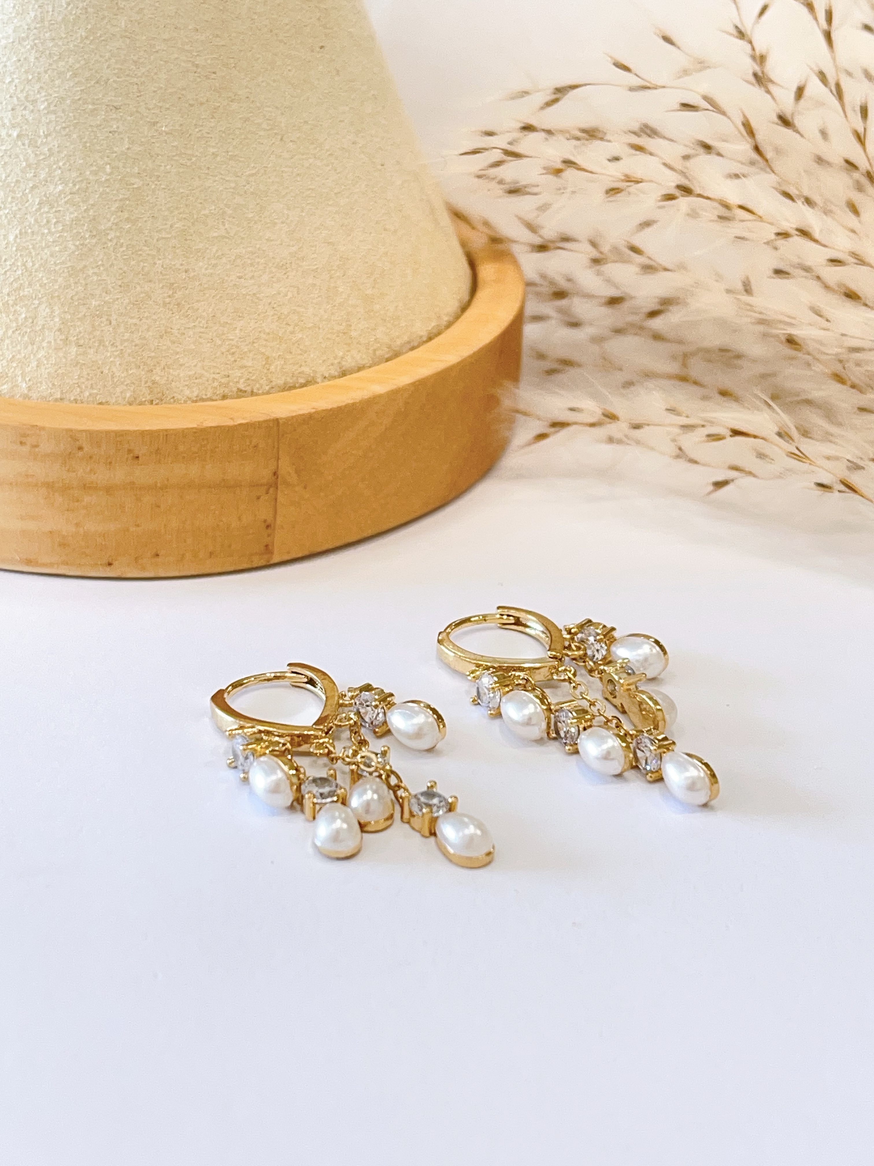 珍珠水滴锆石拼接爱心耳扣