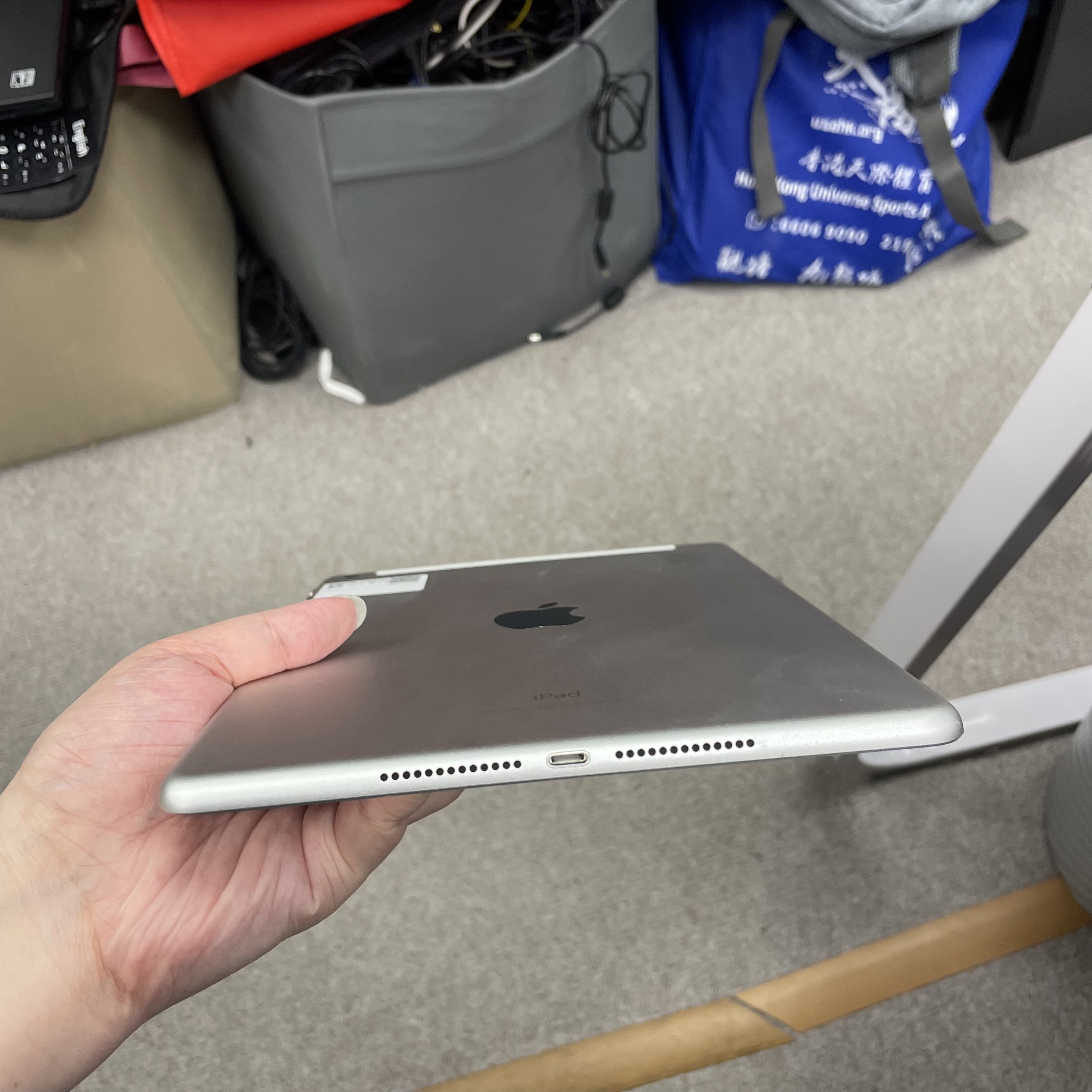 *484388 iPad 5 靚機 32GB 插卡版 銀色 sliver