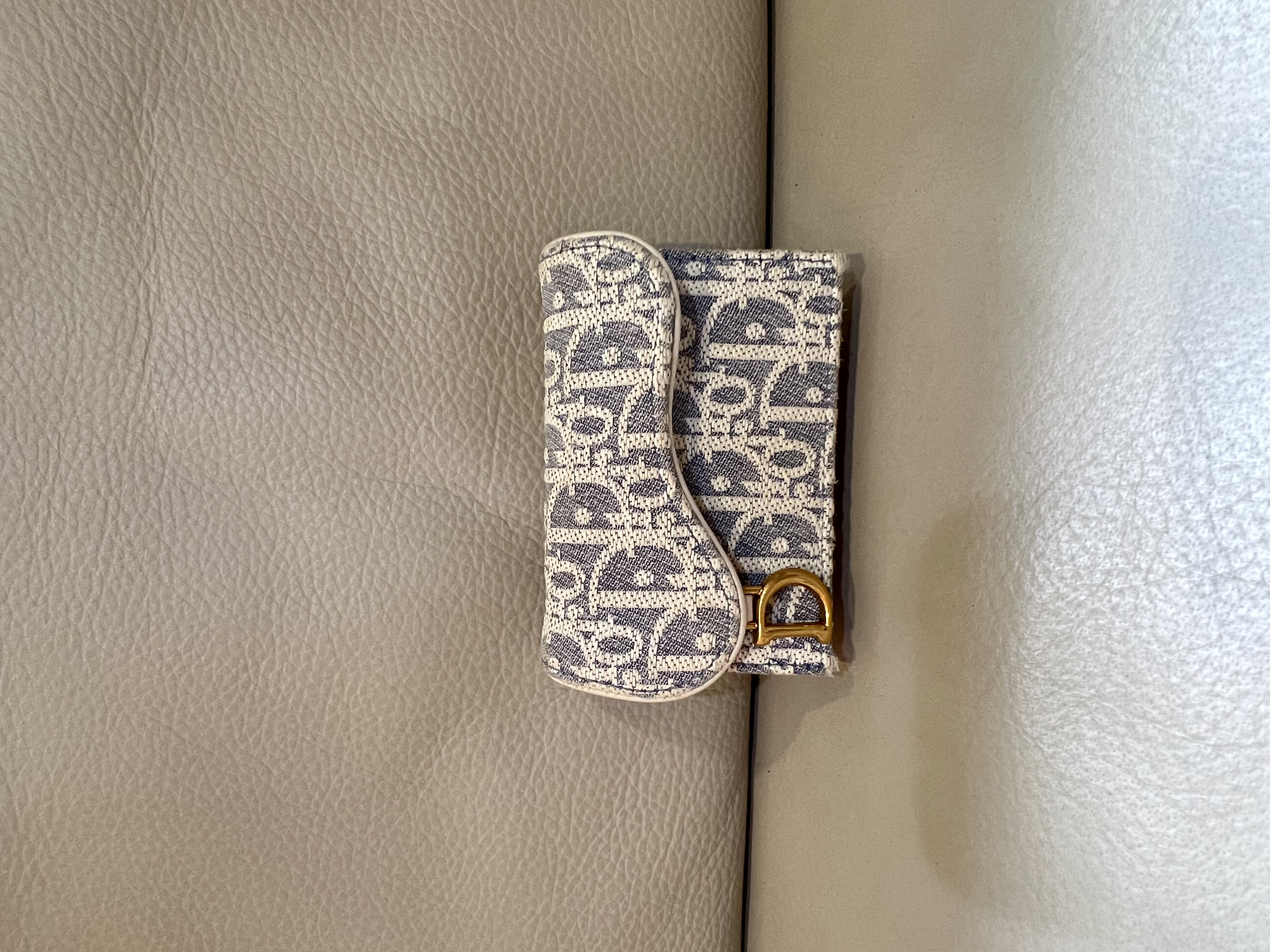 Pre-Owned DIOR Card Holder / Product Code: 26041644