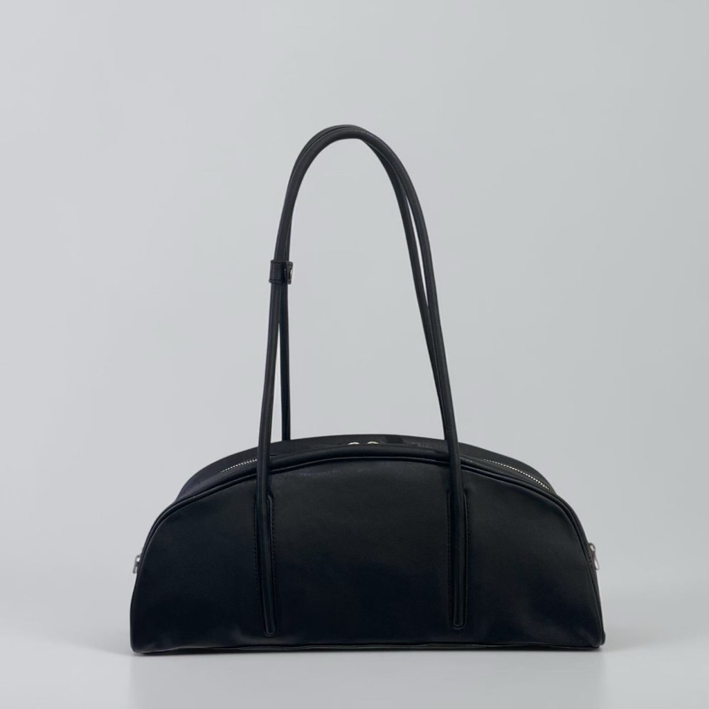 【新品牌Lampas】預訂_Classic Elongated Lambskin Shoulder Bag By Lampas