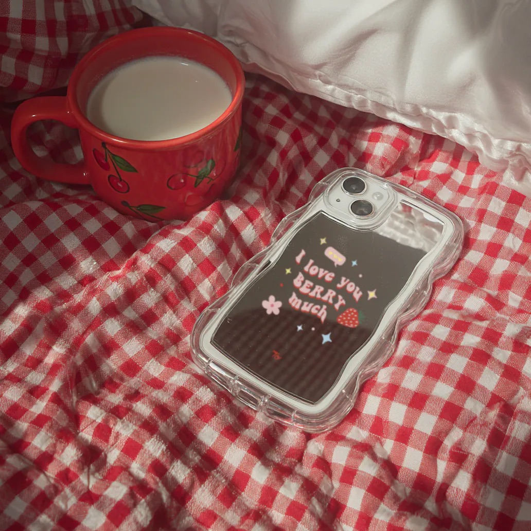 【I love you Berry much! 】波浪邊框鏡面 iPhone Case