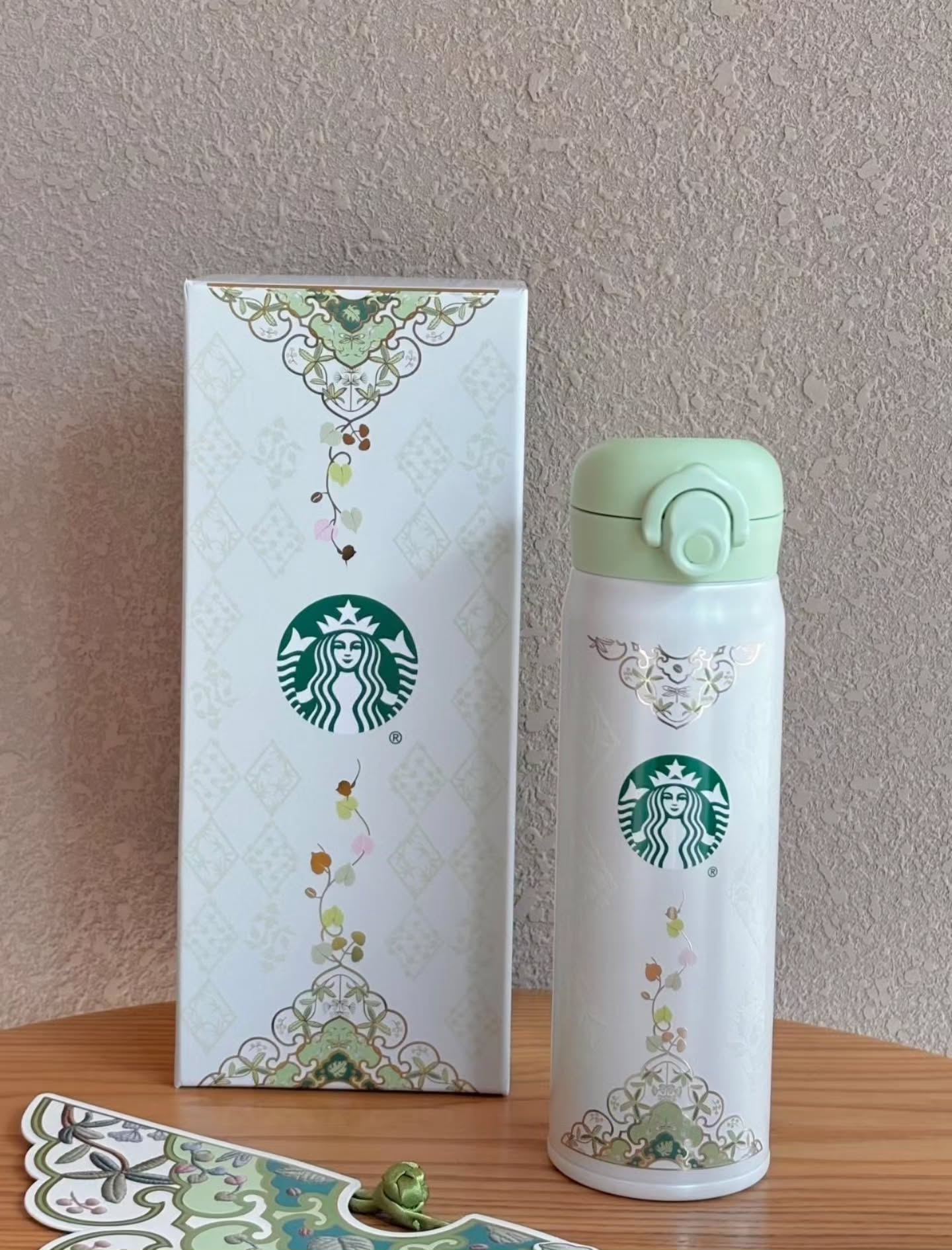 星巴克💚春序纹祥系列〖500ml膳魔师不锈钢保温杯礼盒〗🇨🇳