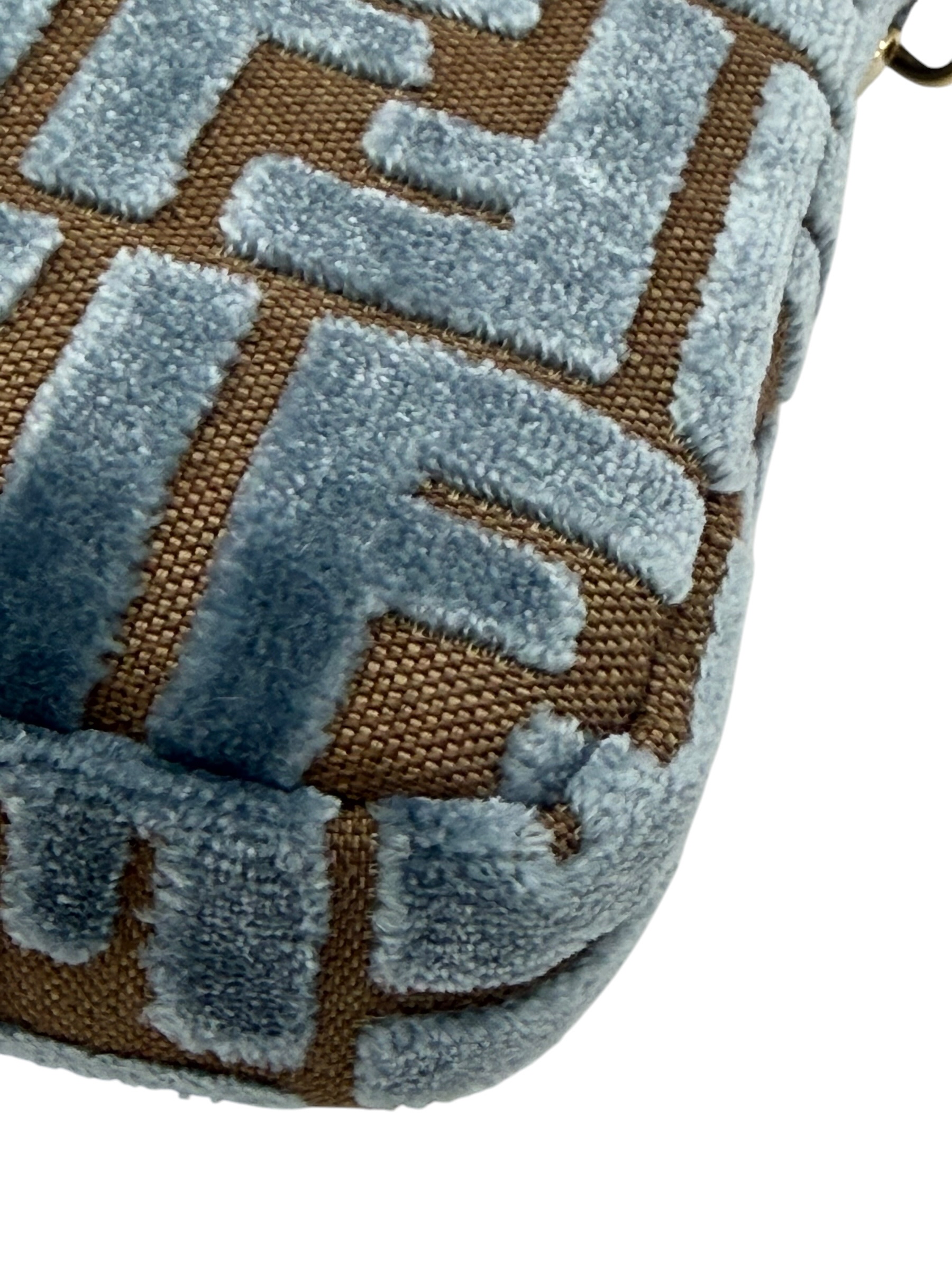 Pre-Owned FENDI Prouch / Product Code: 26053003