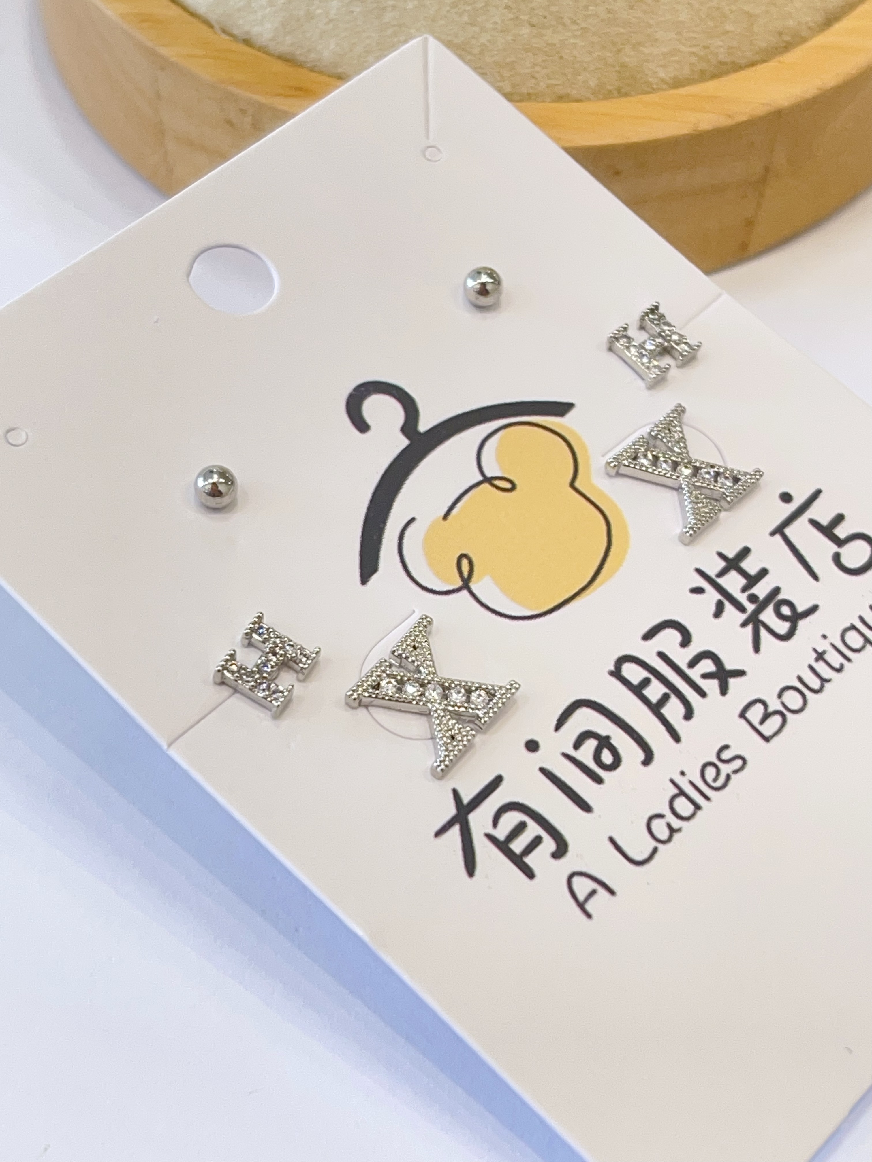 英文字母珠珠耳环套装