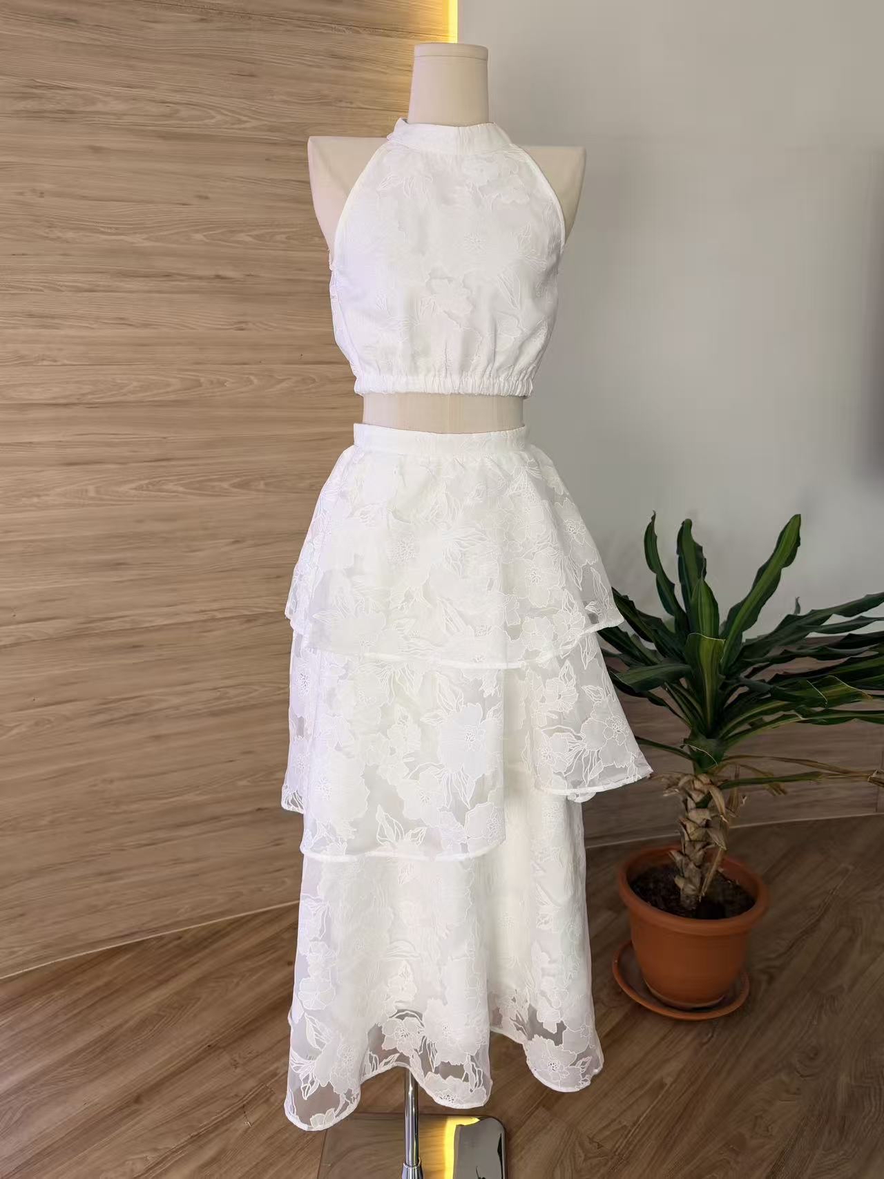 Magnolia Petals Set Wear