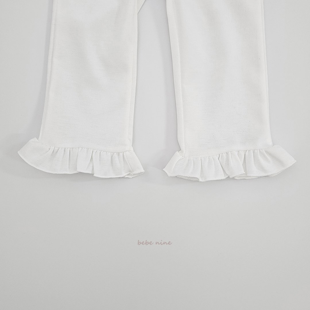 🌸預訂 韓國直送🌸🇰🇷Bebenine兩色時尚荷葉邊緊身褲