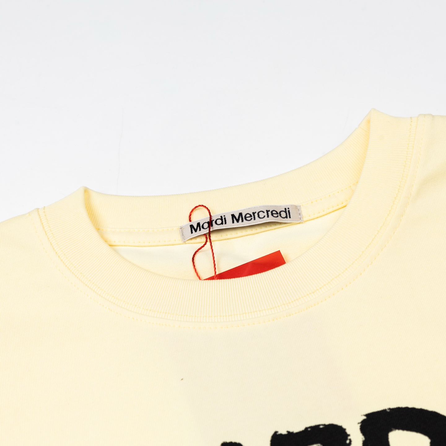 Mardi Mercredi Brush Logo Tee
