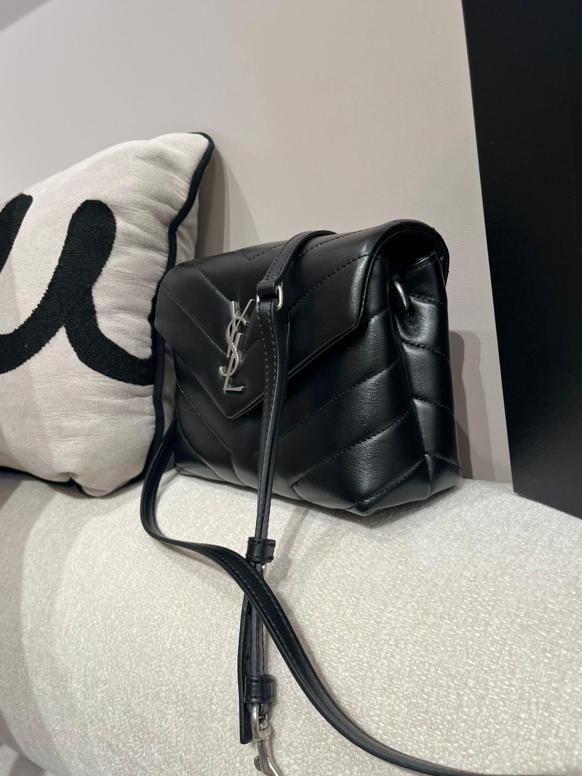 Ysl loulou toy calfskin  100%Authentic,99%new ✅ certificate ✅box