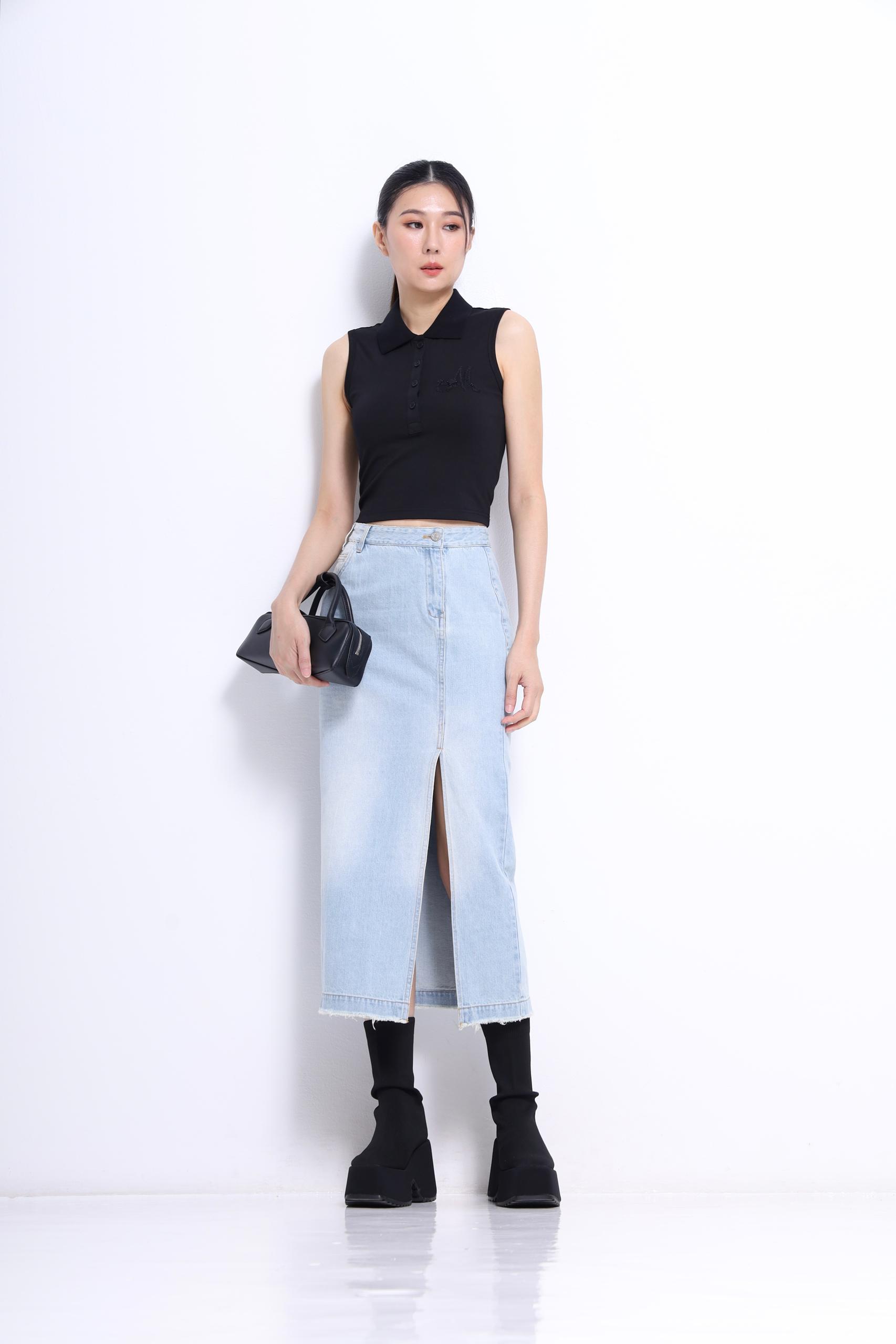 CB2736 Classic Collared Sleeveless Top