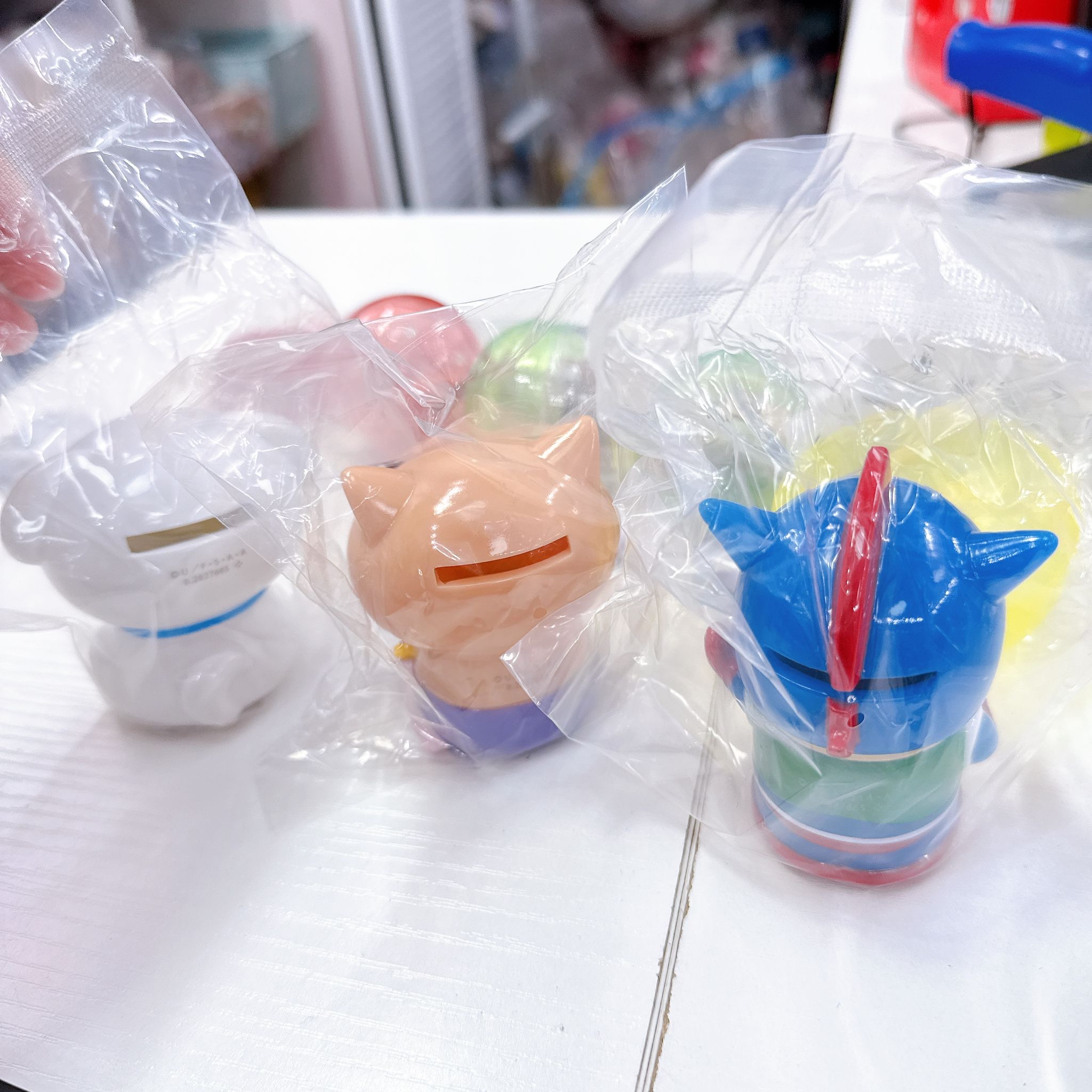 日本直送蠟筆小新錢甖 cccc