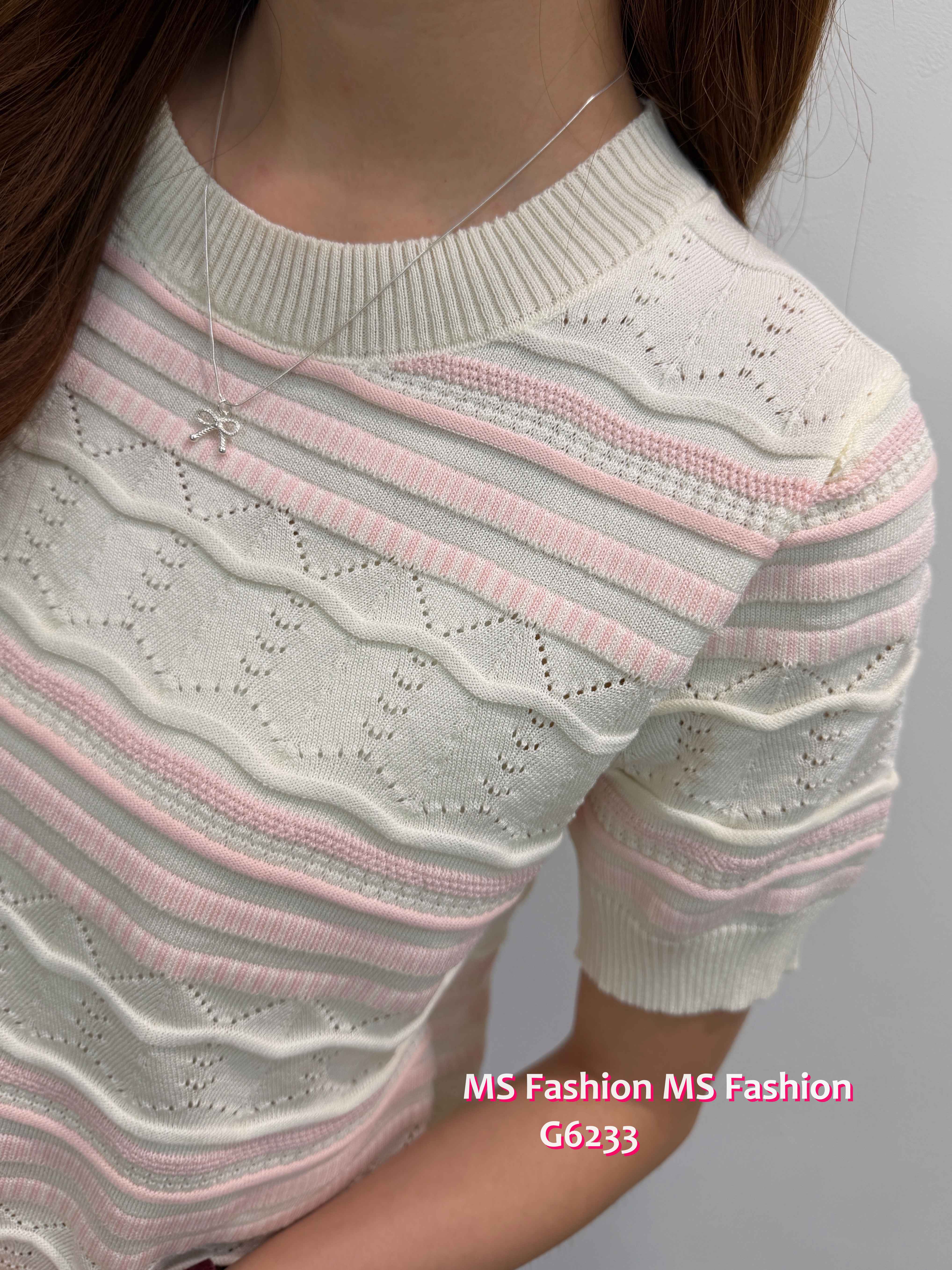 G6233 韓國🇰🇷凹凸紋橫間針織top