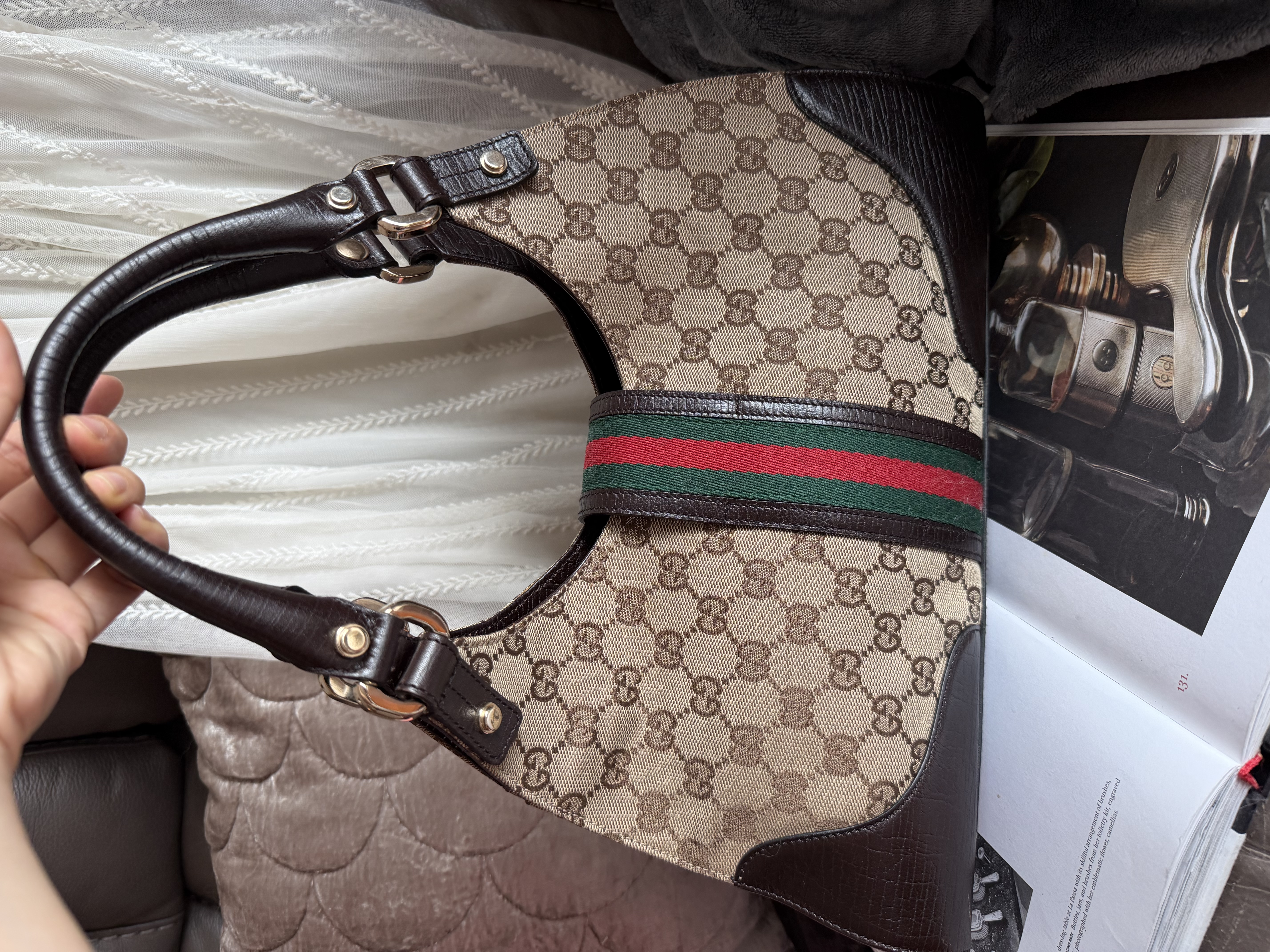 Vintage gucci jackie bag gold gg logo lock 