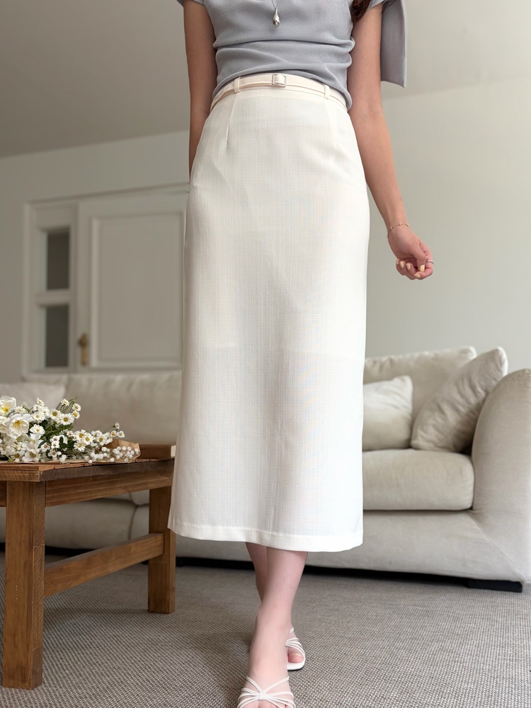 The Belted Straight Skirt (Ivory)