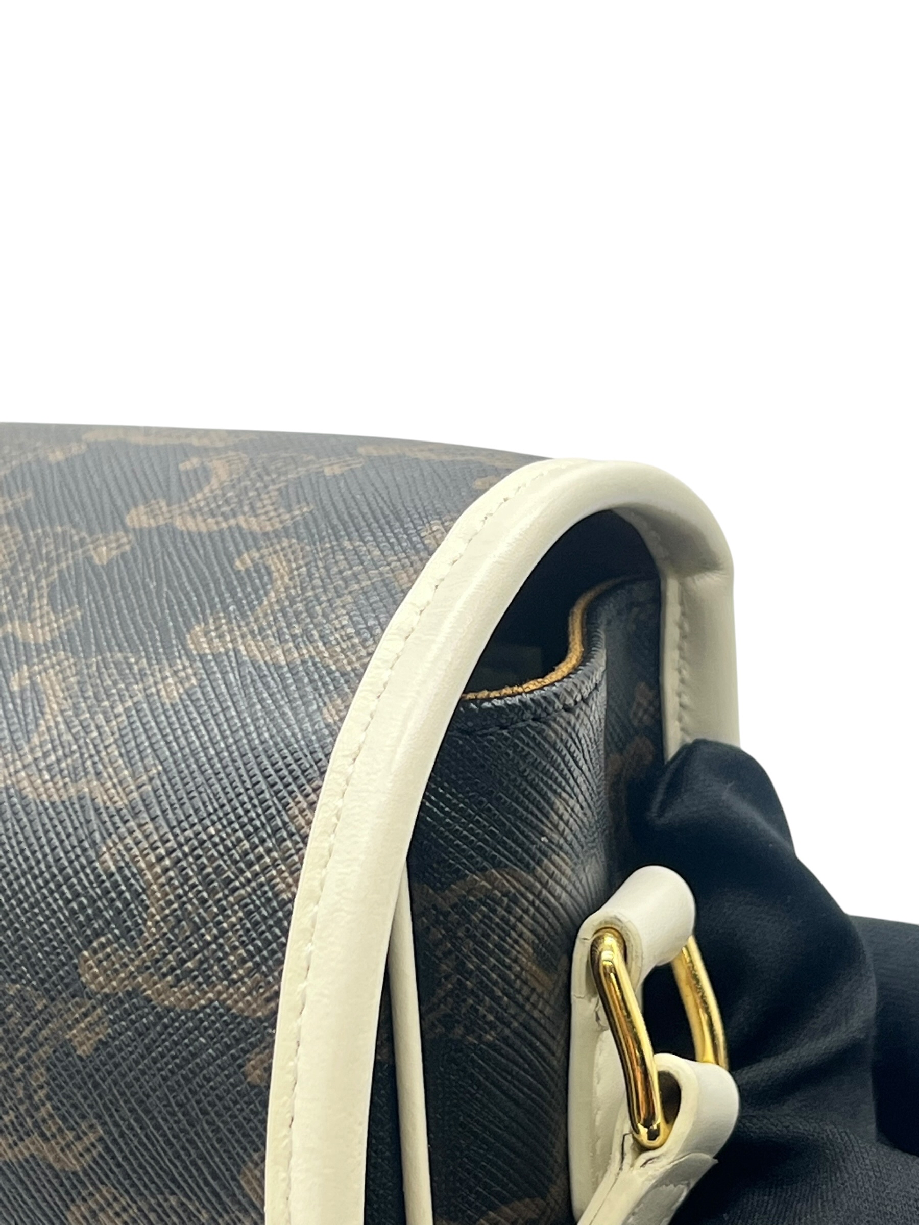 Pre-Owned CELINE Folco / Product Code: 26061004