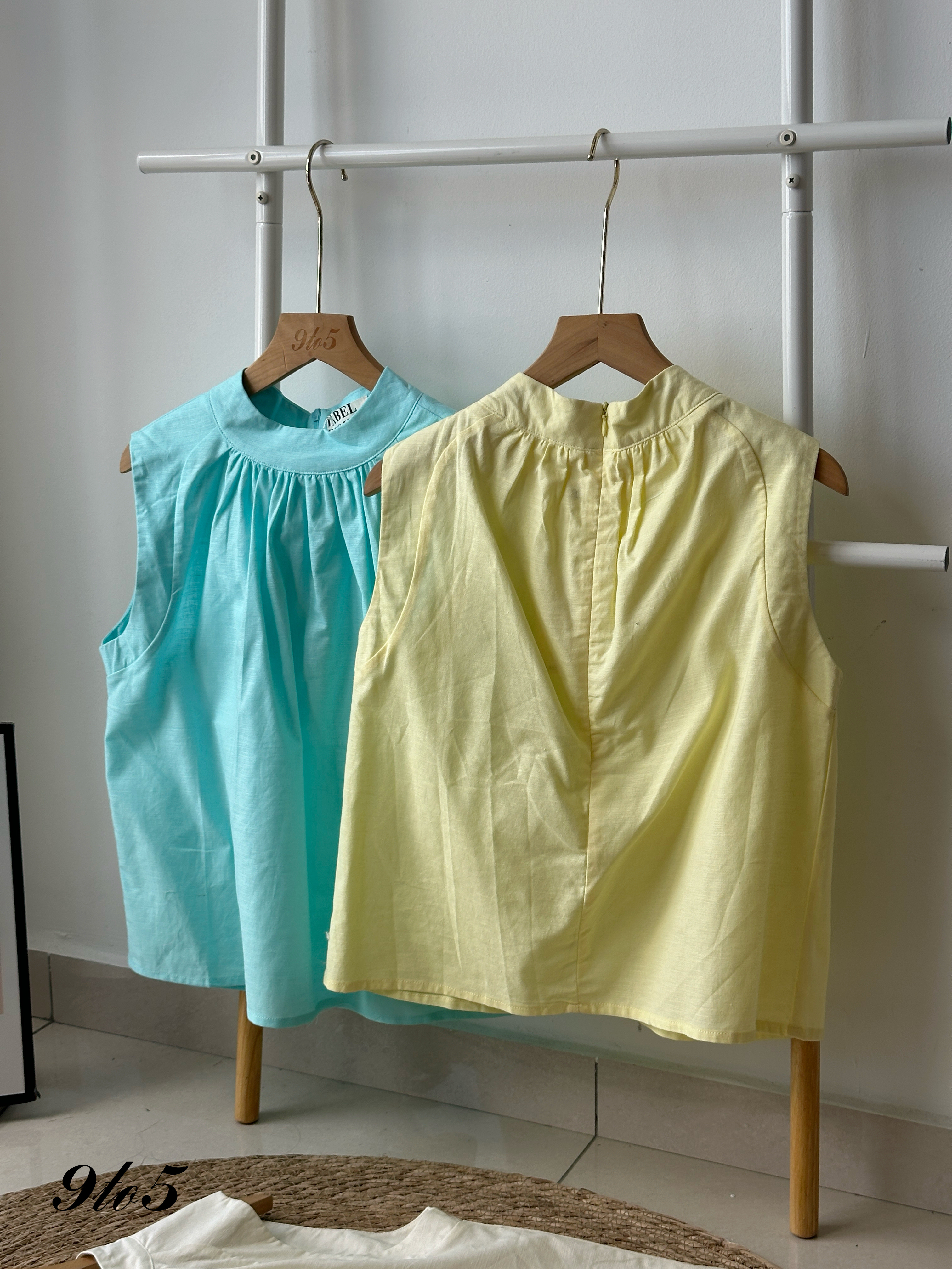 T4179 Sleevelss Mock Neck Ruched Top - 4 Colors 