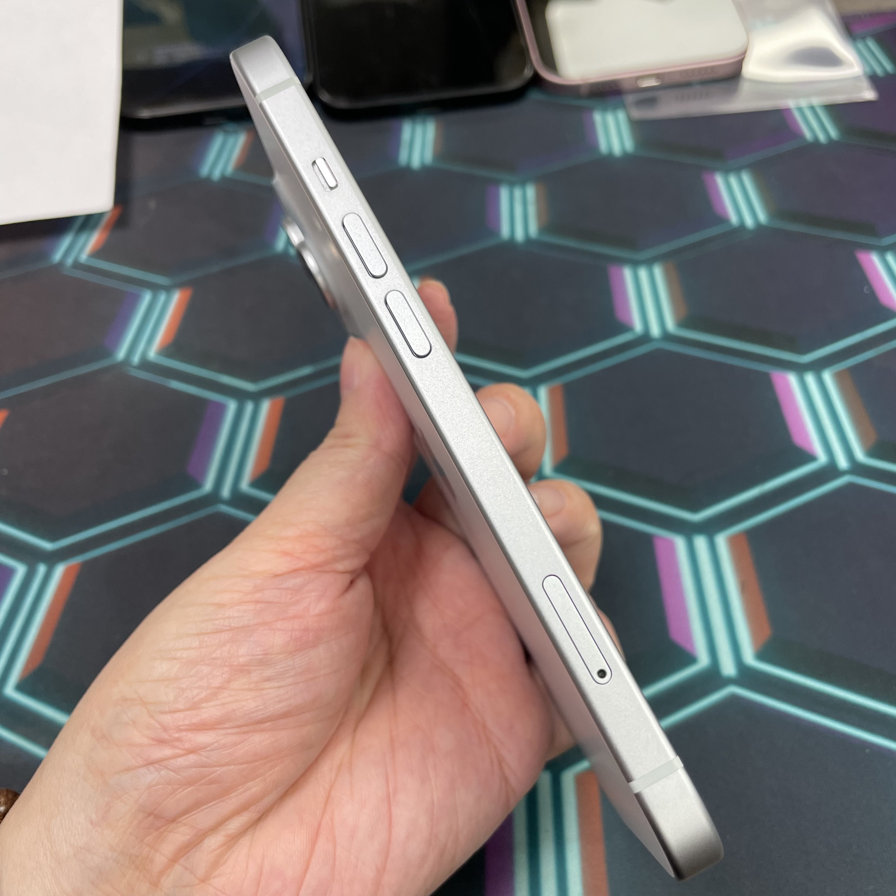 *8258 15 完美機 256GB 電100 藍色 blue