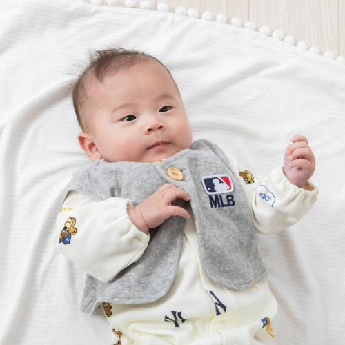 🇯🇵預訂 日本直送🇯🇵MLB刺繡貼花滿印新生兒背心式長袖連身服睡袋2Way套裝