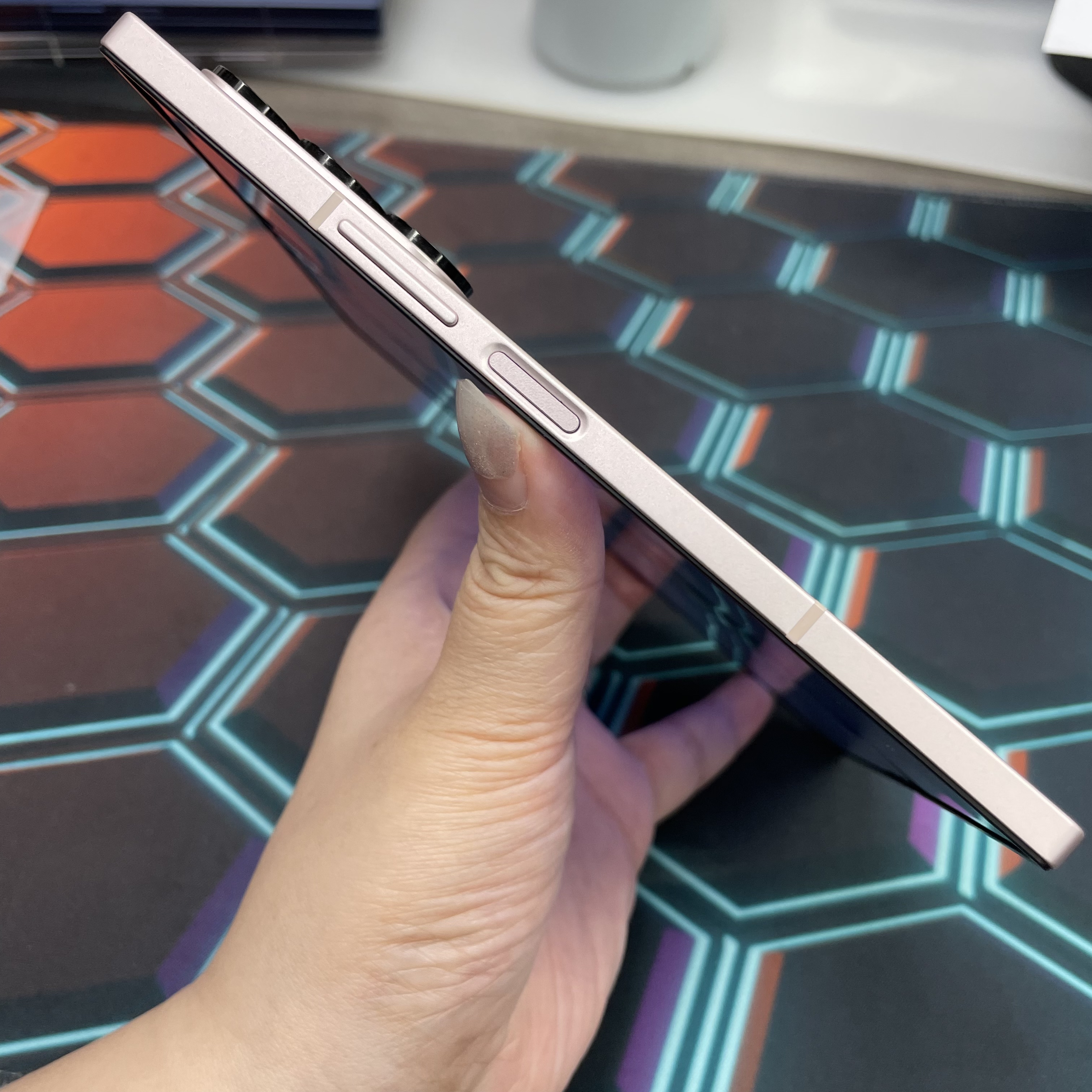 *7328 Galaxy Z Fold 6 勁靚機 12+256GB 粉色 pink