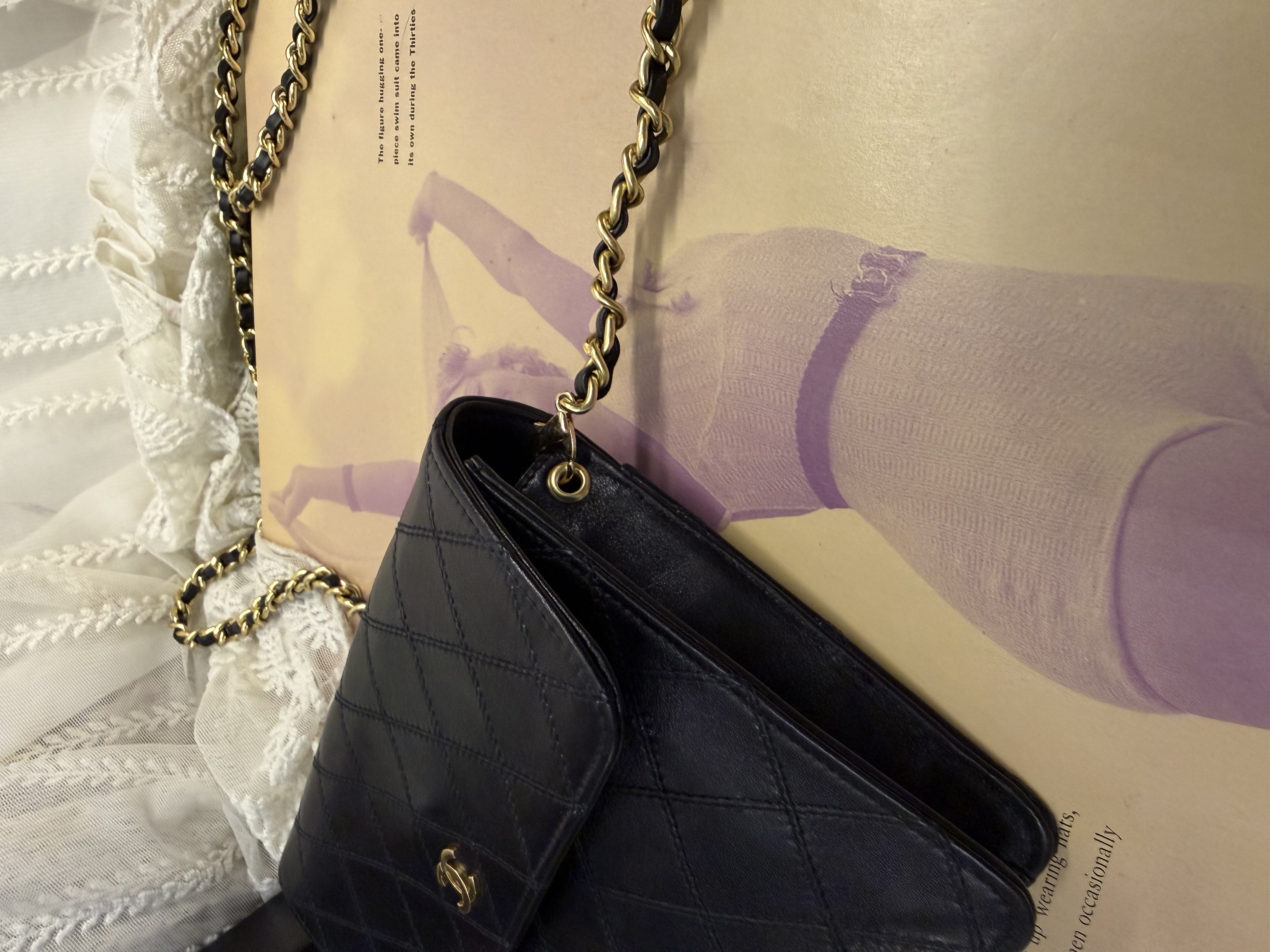 chanel cc black matelasse  black leather flap cutch bag