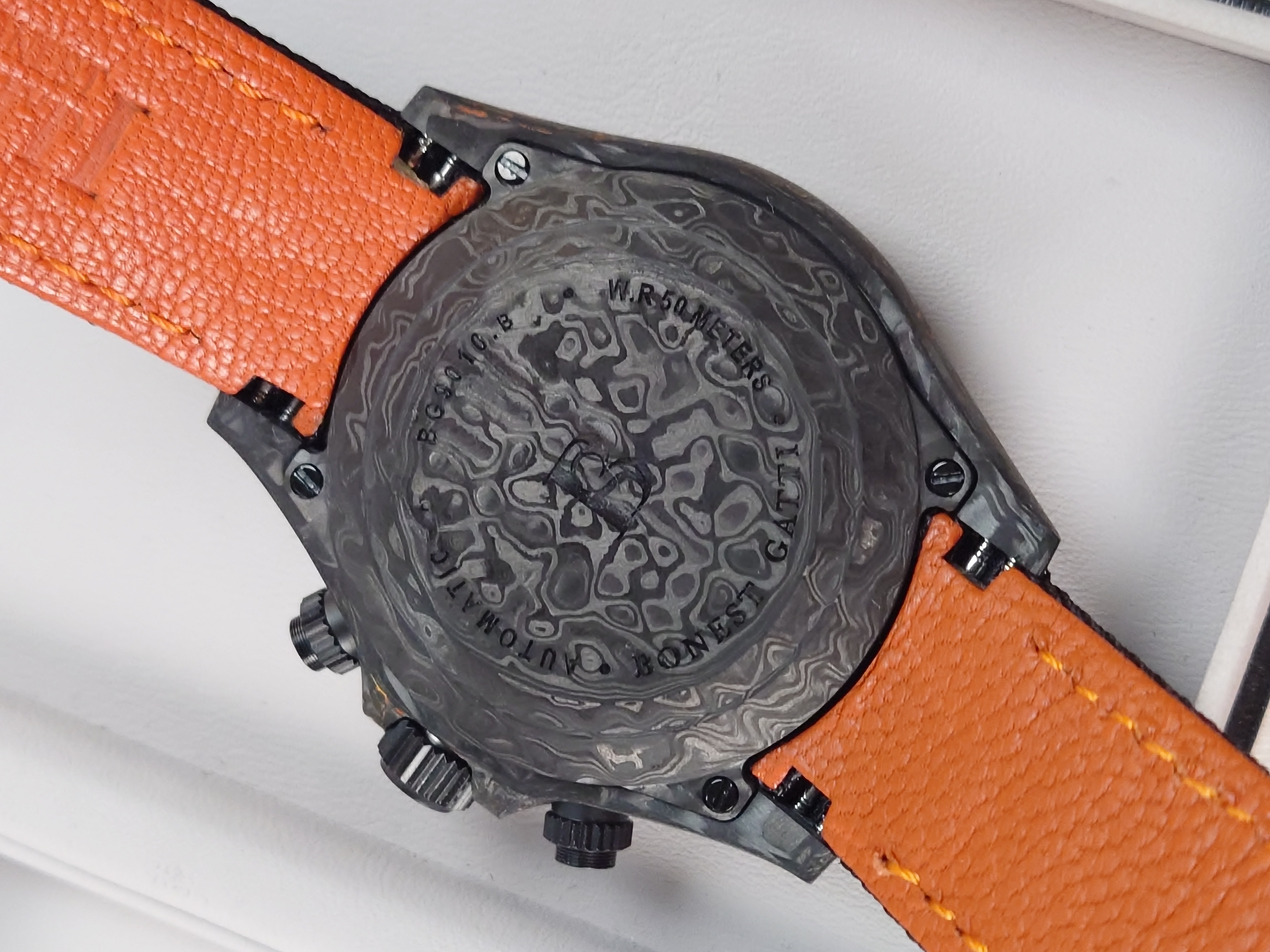 Bonest Gatti 現貨發售 地通拿款碳纖纖機械計時錶 BG9010-L2 黑橙
