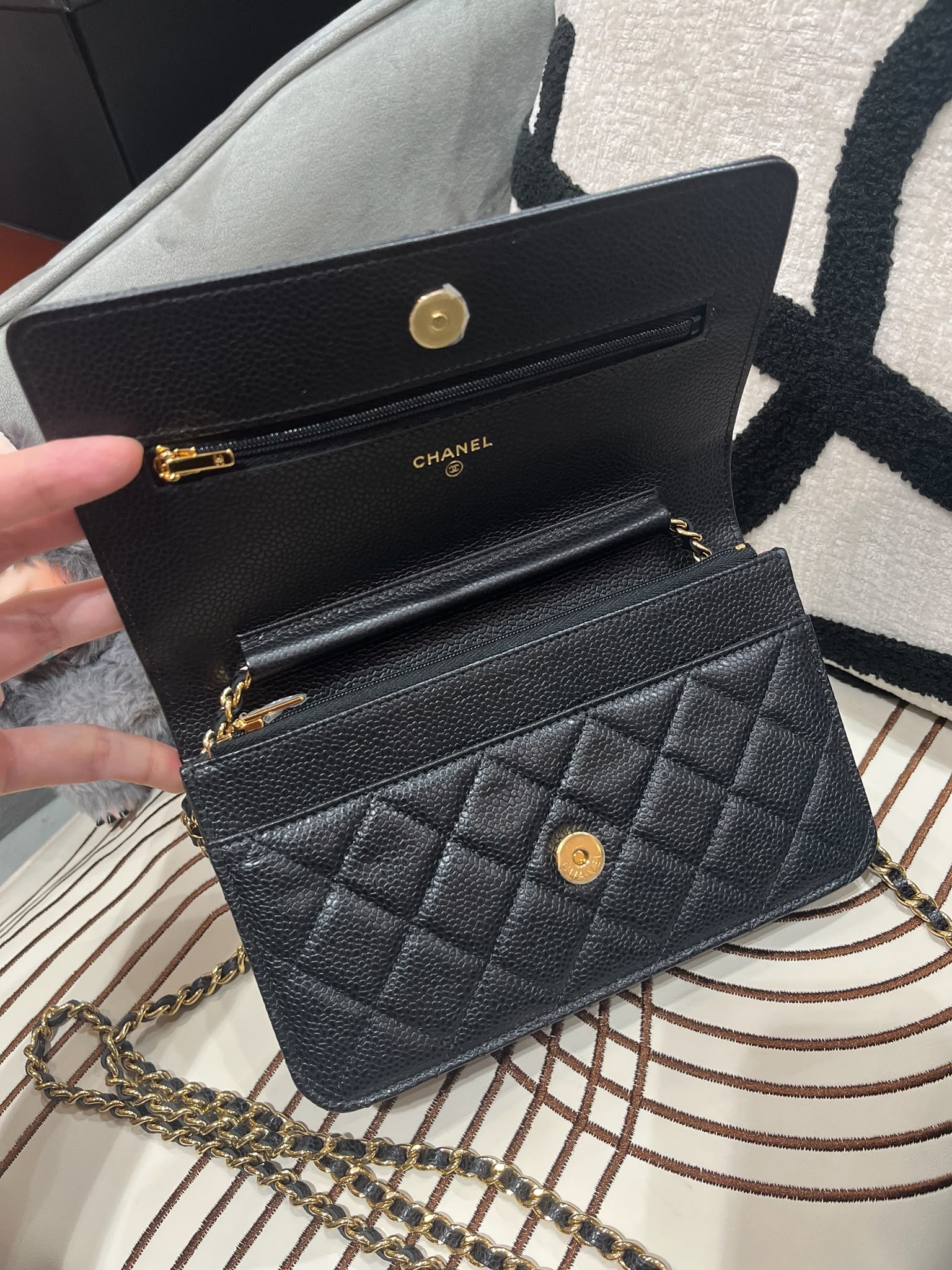 Chanel Wallet On Chain 黑色荔枝牛皮金鏈 100%Authentic, 99%New ✅晶片 ✅Dust bag ✅Box