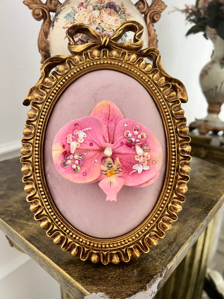 Spicybiskut x Fétiche Beaded Orchid Clips