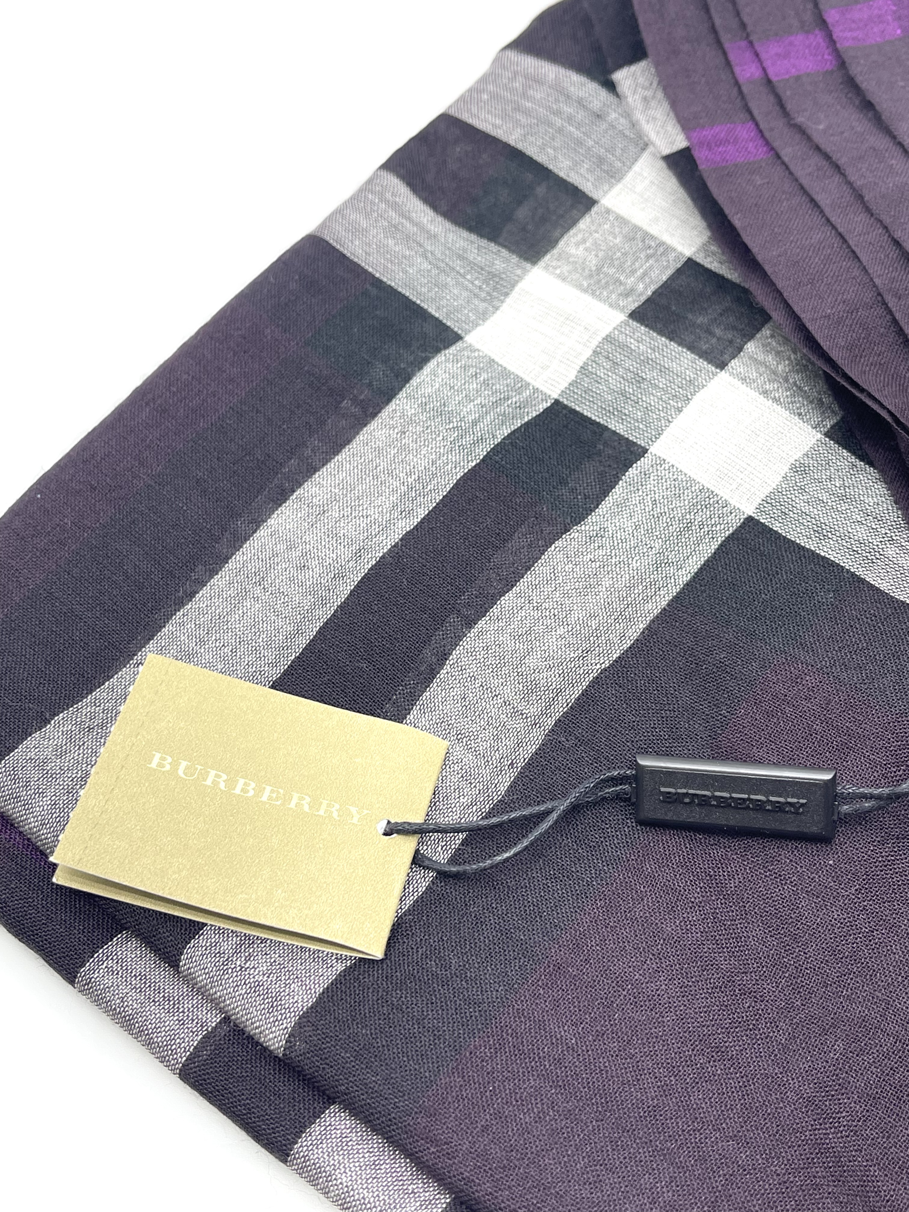 Pre-Owned BURBERRY Scarf / Product Code: 26041206