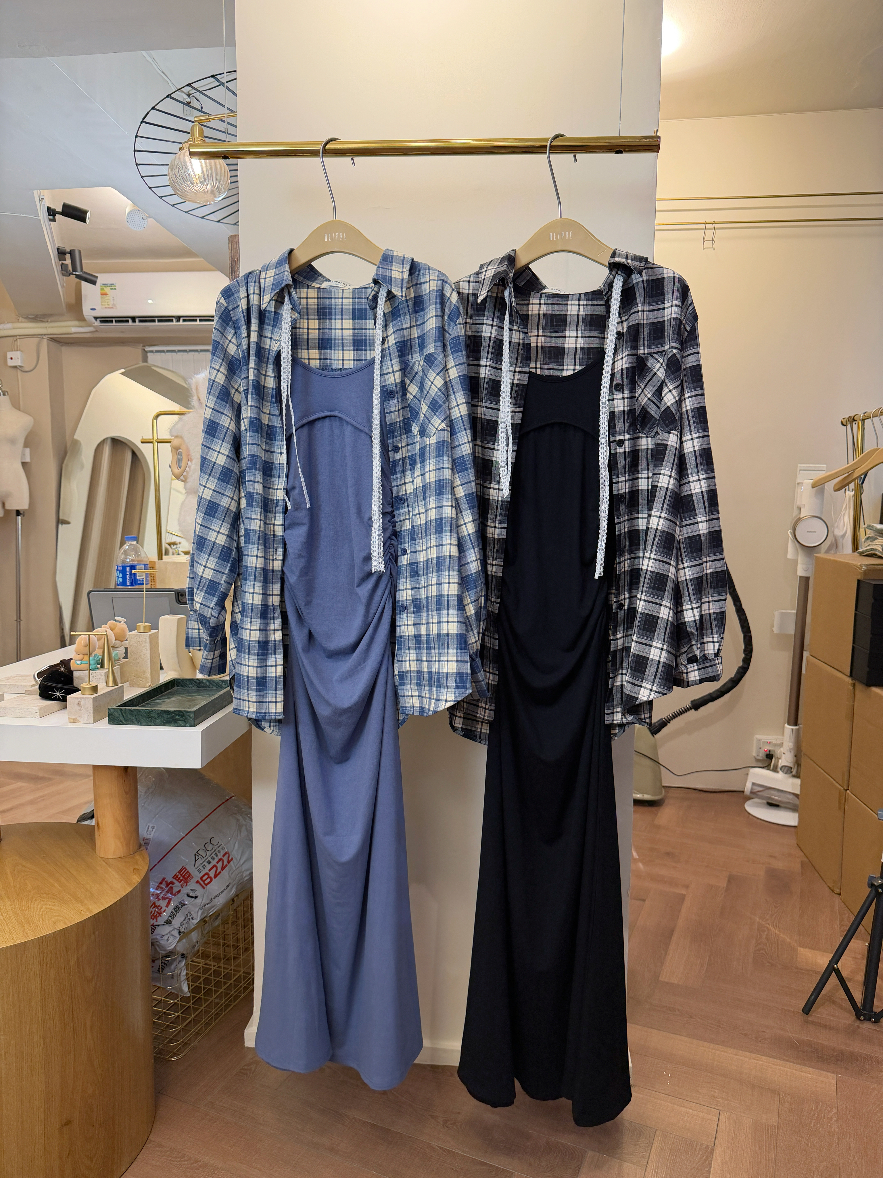 格仔恤衫+吊帶裙Ops