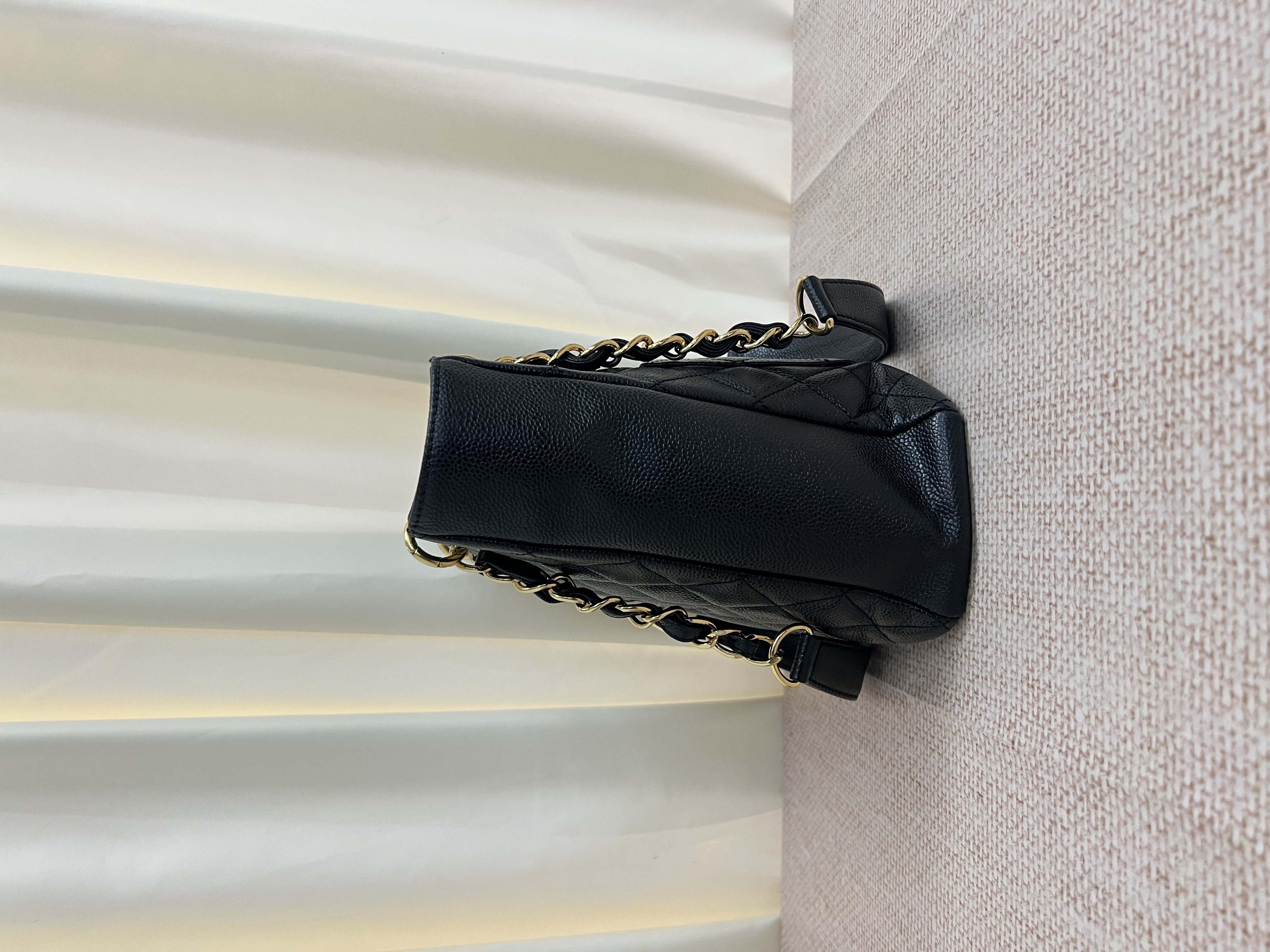 Pre-owned Chanel Petite Shopping Tote / Product Code: 26041711