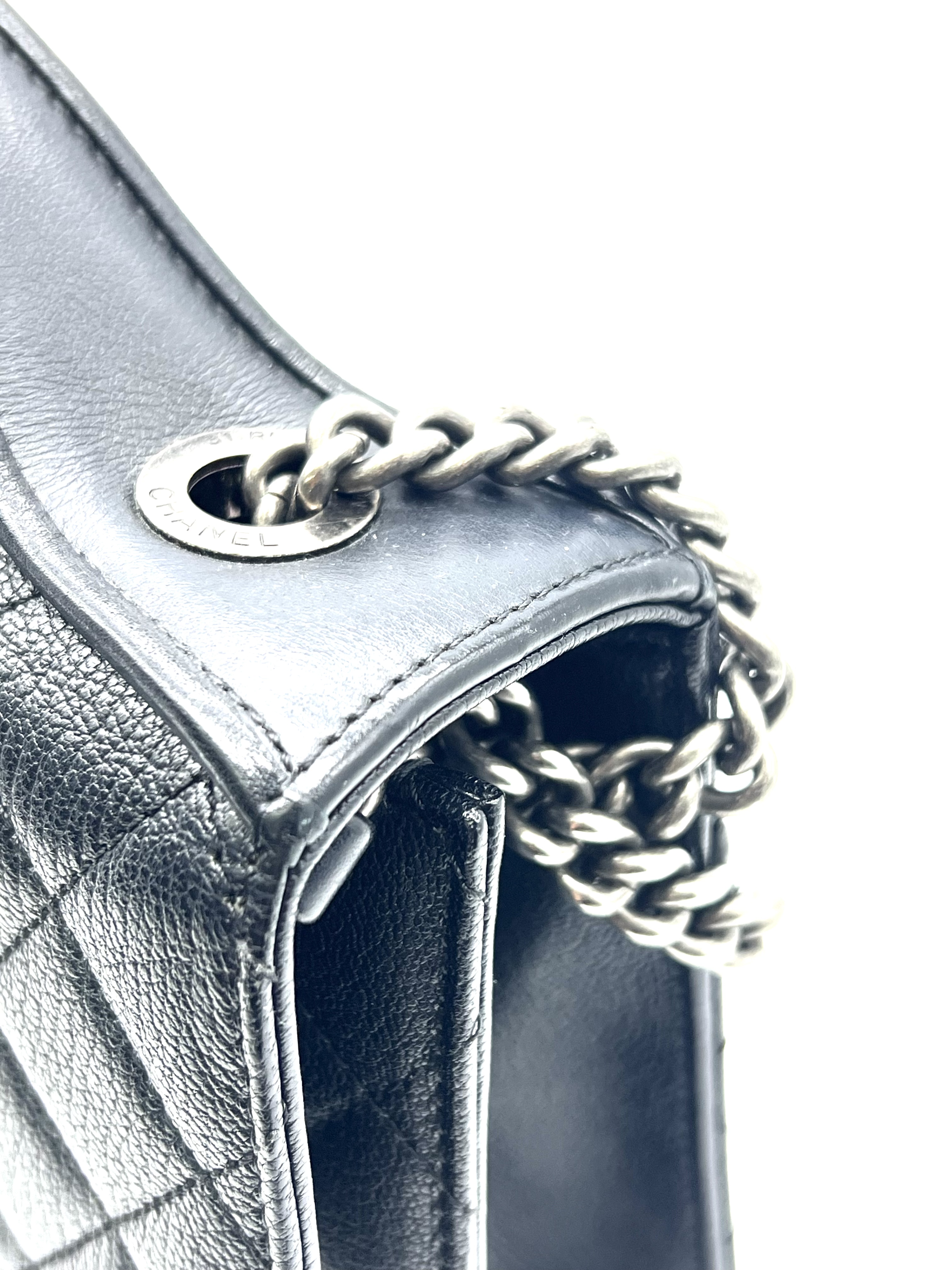 Pre-Owned Chanel CC University Flap Bag / Product Code: 25041512