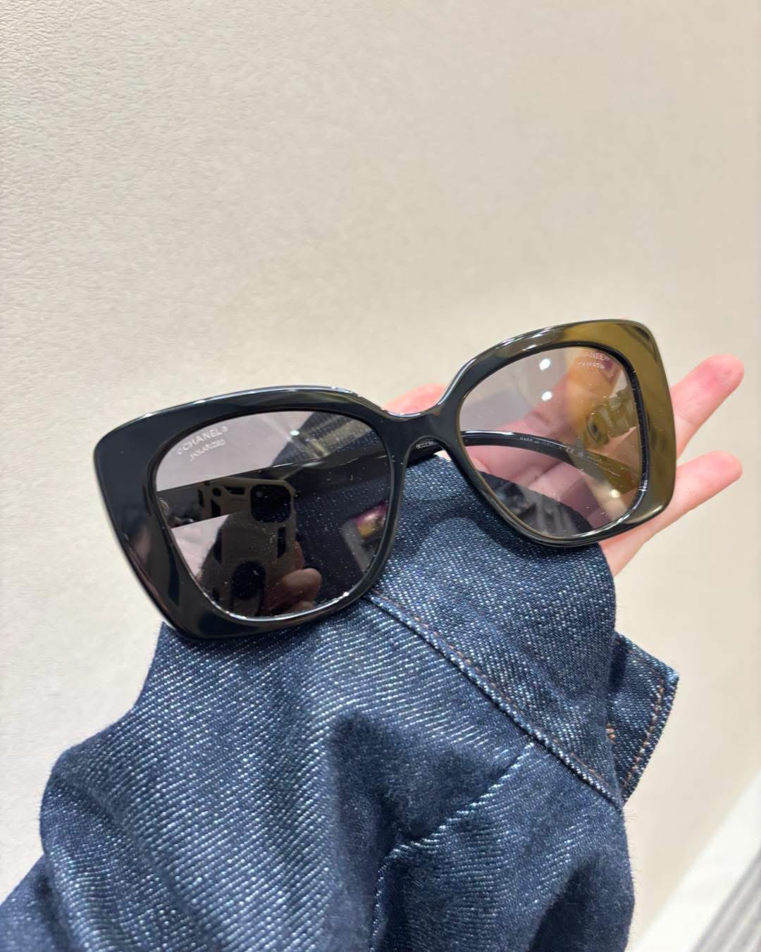 CHANEL Sunglasses 5422-B太陽眼鏡 100%Authentic,98%new  ✅眼鏡盒✅外盒